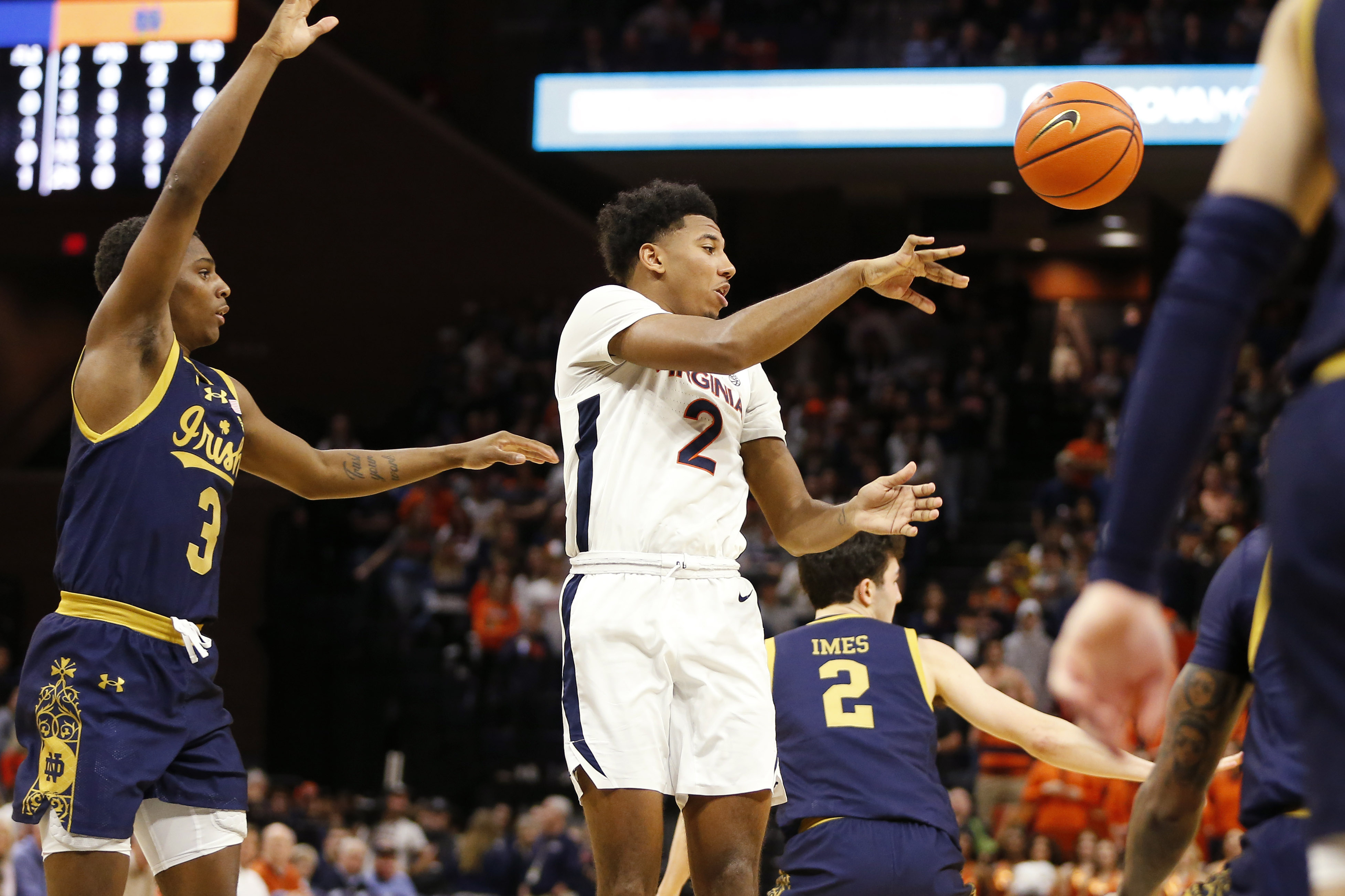 Virginia Downs Notre Dame To Extend Home Win Streak | Reuters