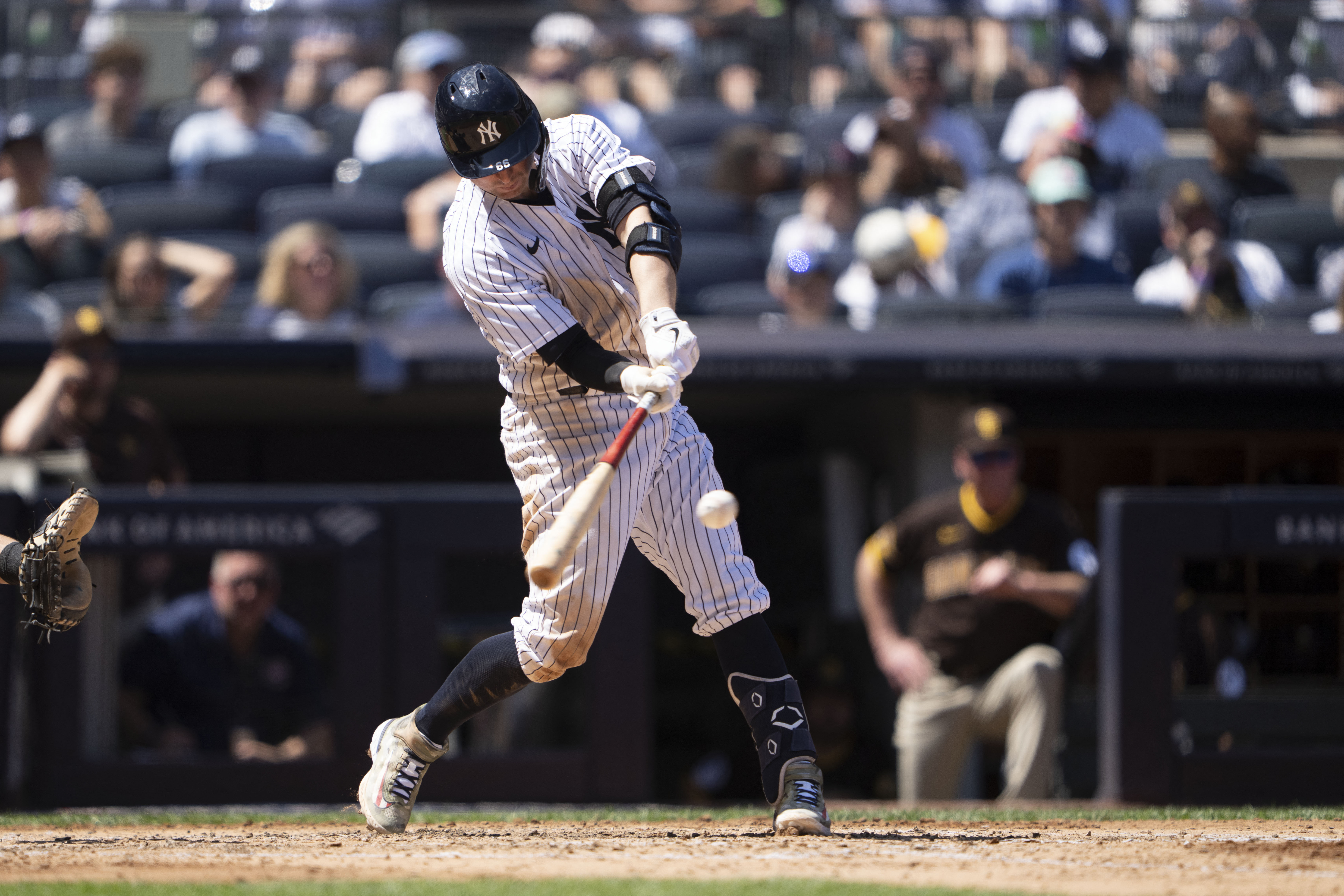 Yankees score 7 runs off Yu Darvish in third inning leading to 10-7 victory  over Padres, National Sports