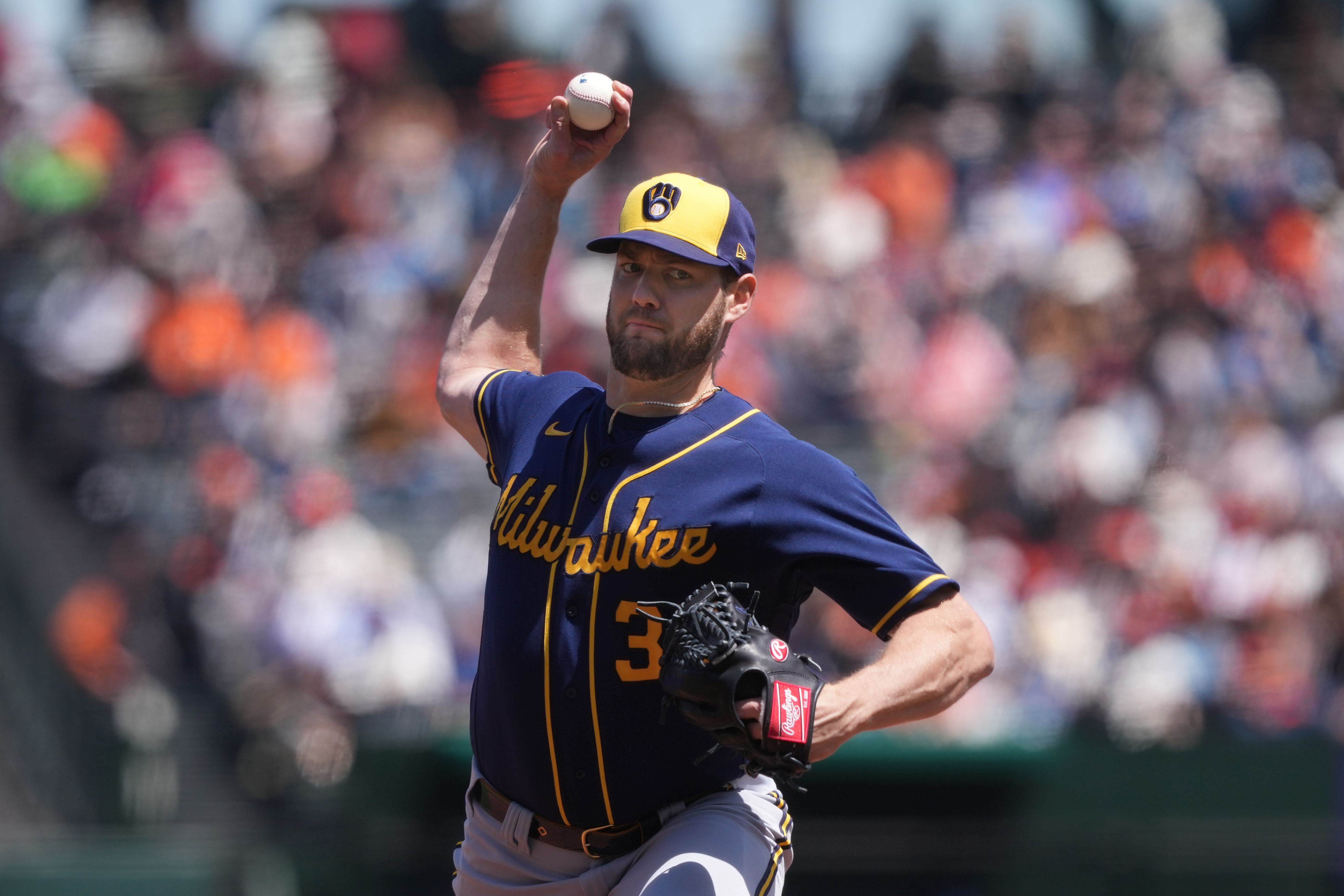 Brewers knock Giants from top spot in NL, win fourth in row - The San Diego  Union-Tribune