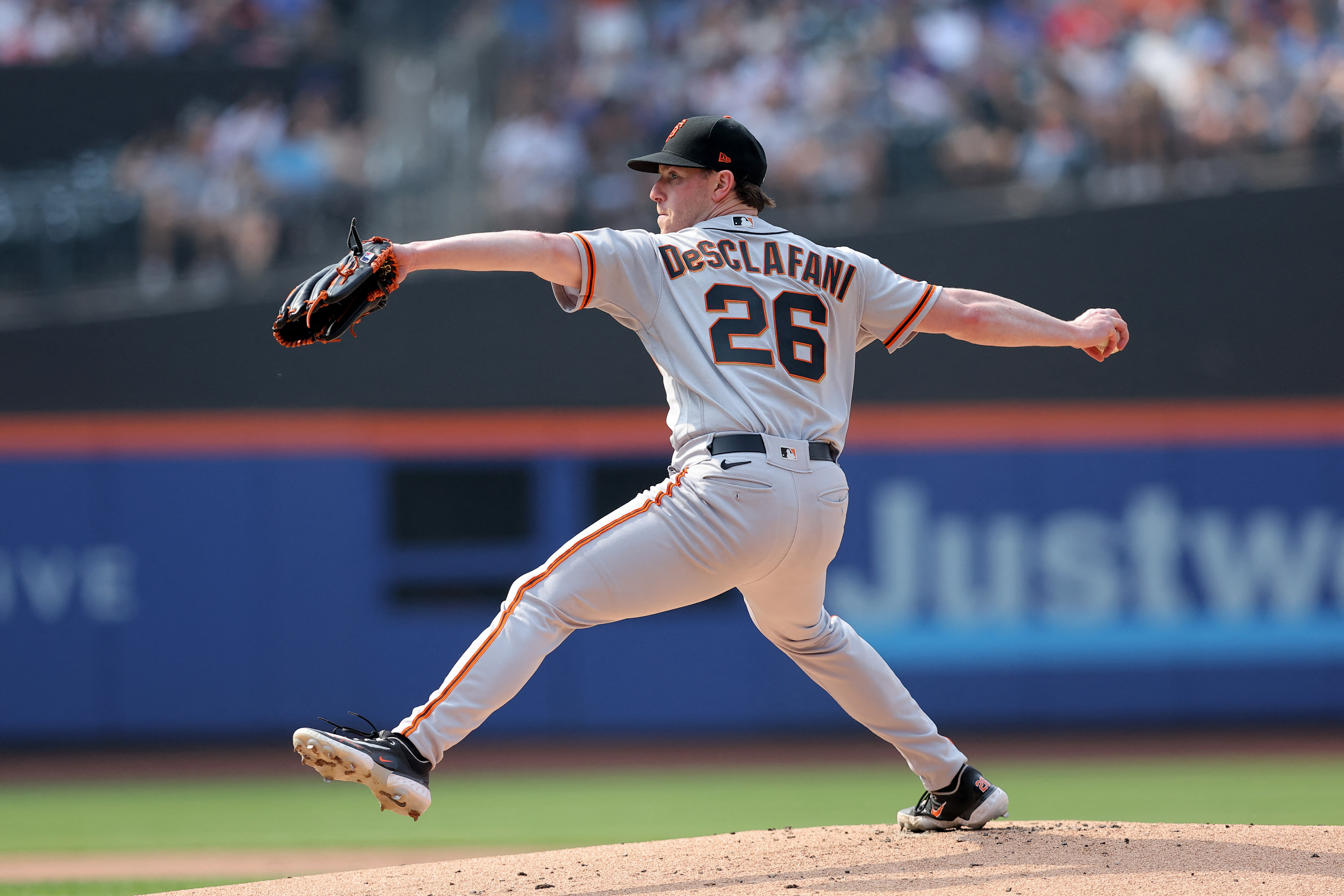 Mets back Verlander with 3 quick homers in a 4-1 victory over the Giants