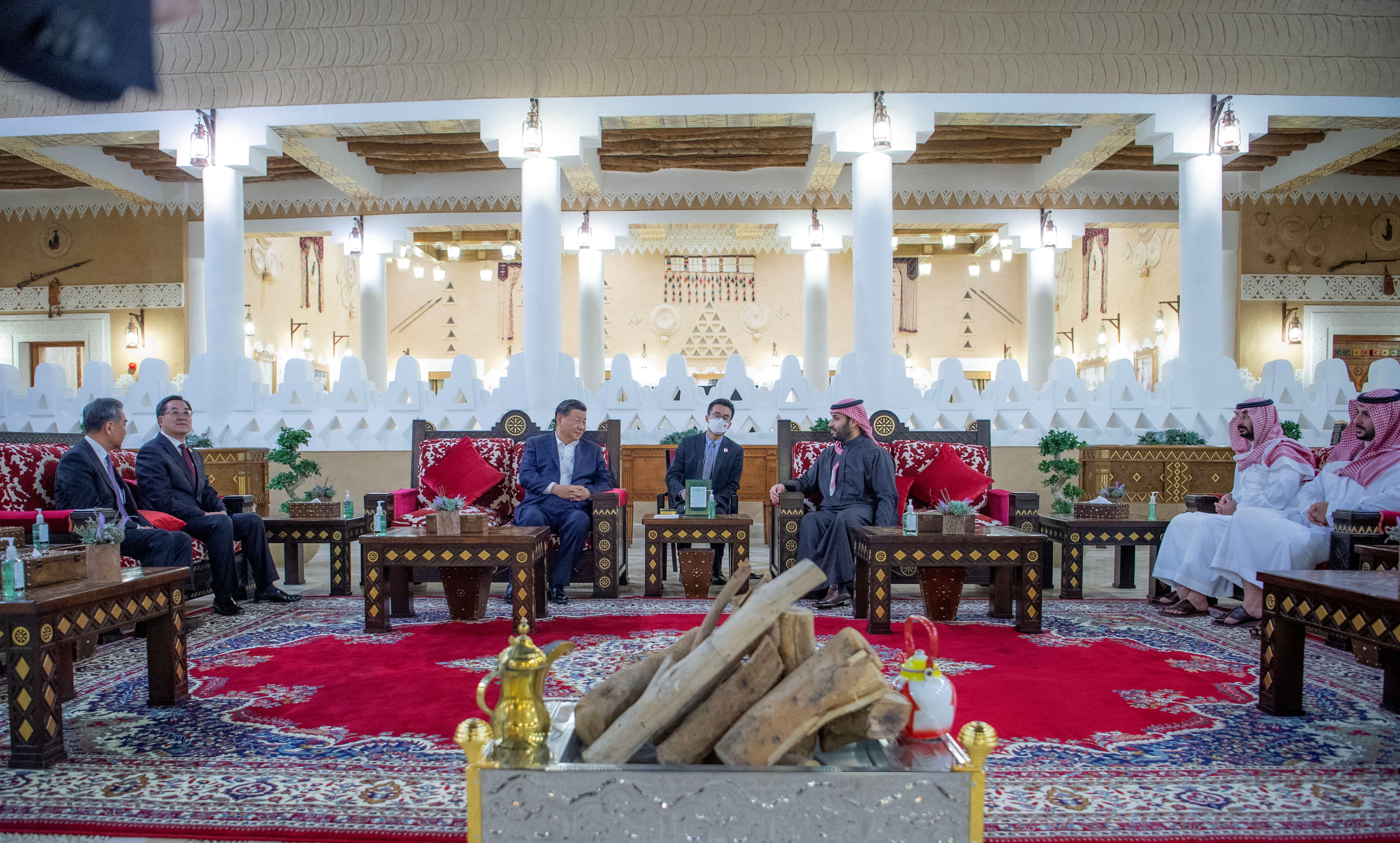 Saudi Crown Prince Mohammed Bin Salman meets Chinese President Xi Jinping in Riyadh