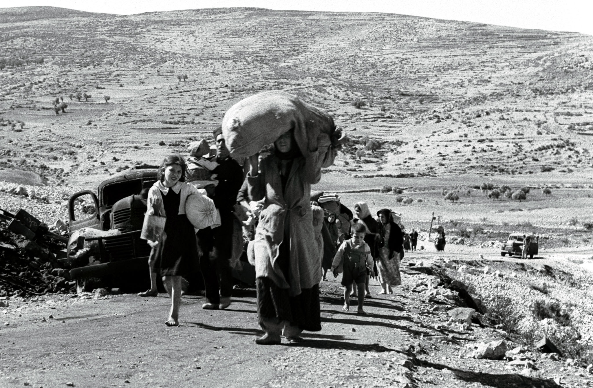 Arab villagers fleeing from an unidentified area in the Galilee in October 1948.   REUTERS