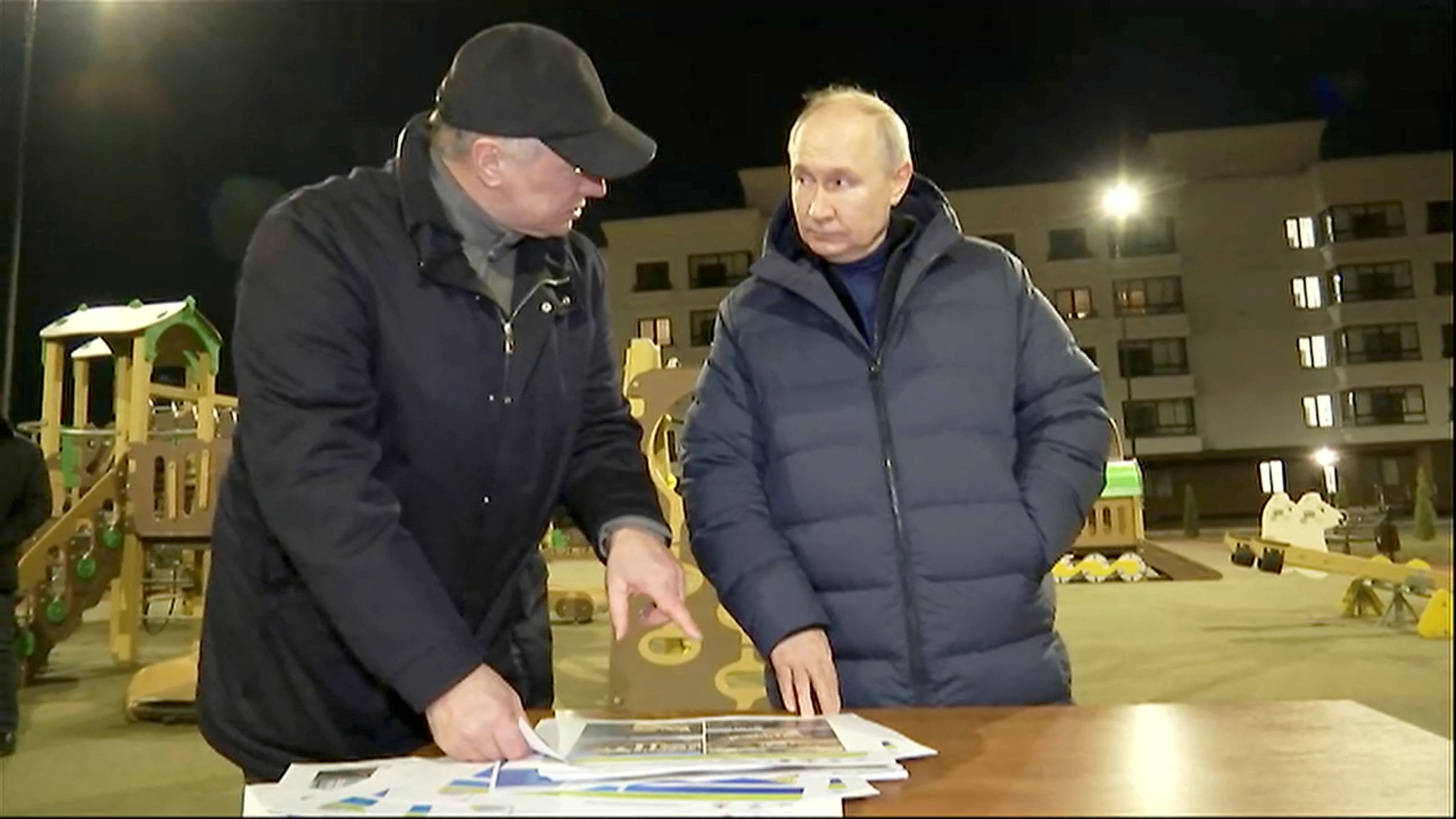 Russian President Putin visits Mariupol