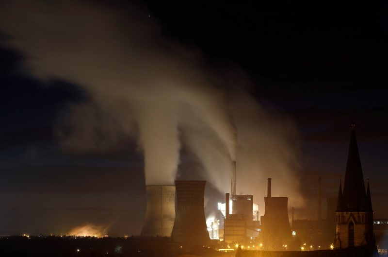 Smoke and steam billows from the Emile Huchet Power Station operated by UNIPER in Carling, eastern France, December 11, 2018. REUTERS/Christian Hartmann/File Photo