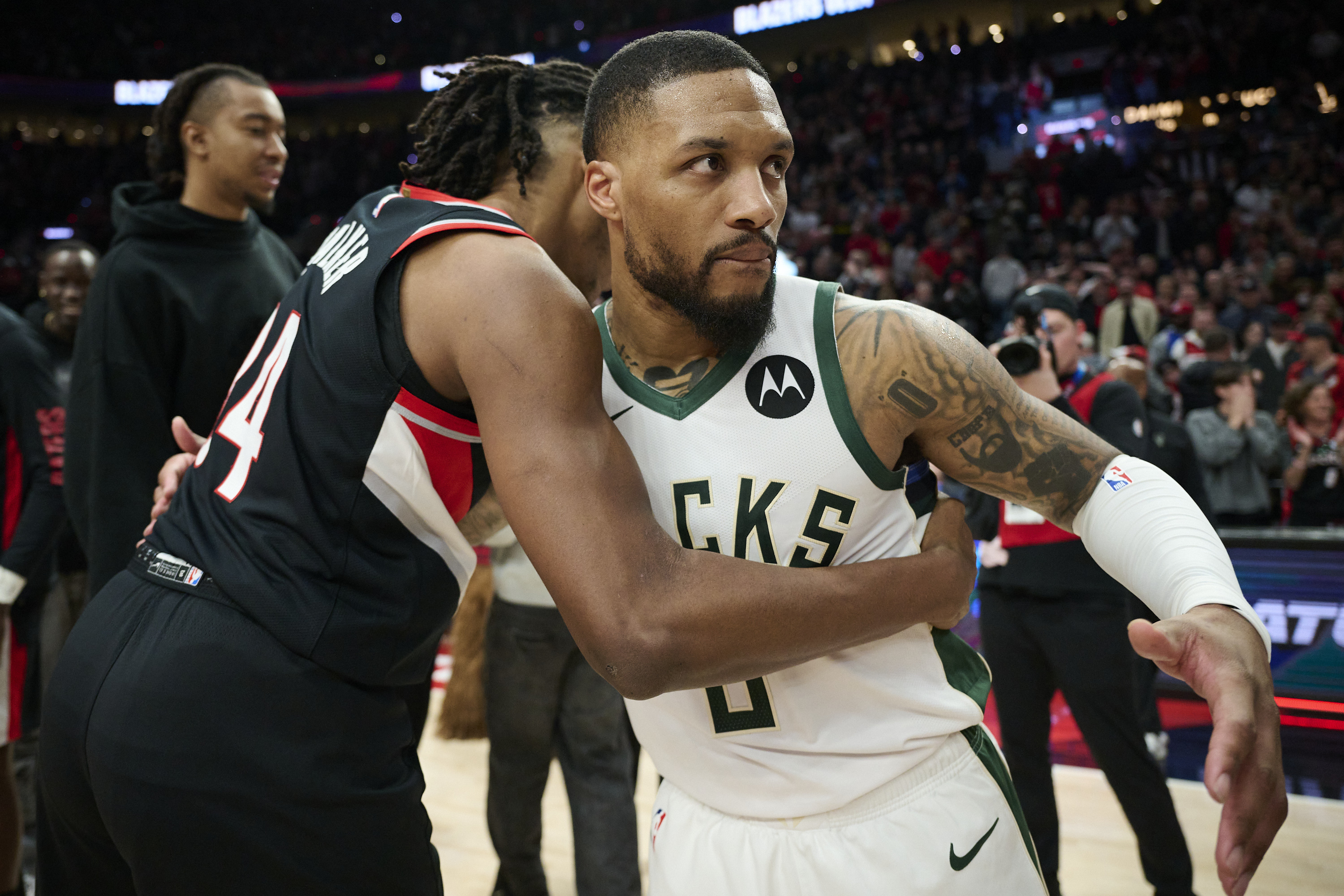 Blazers beat Bucks, spoil Damian Lillard's Portland return | Reuters