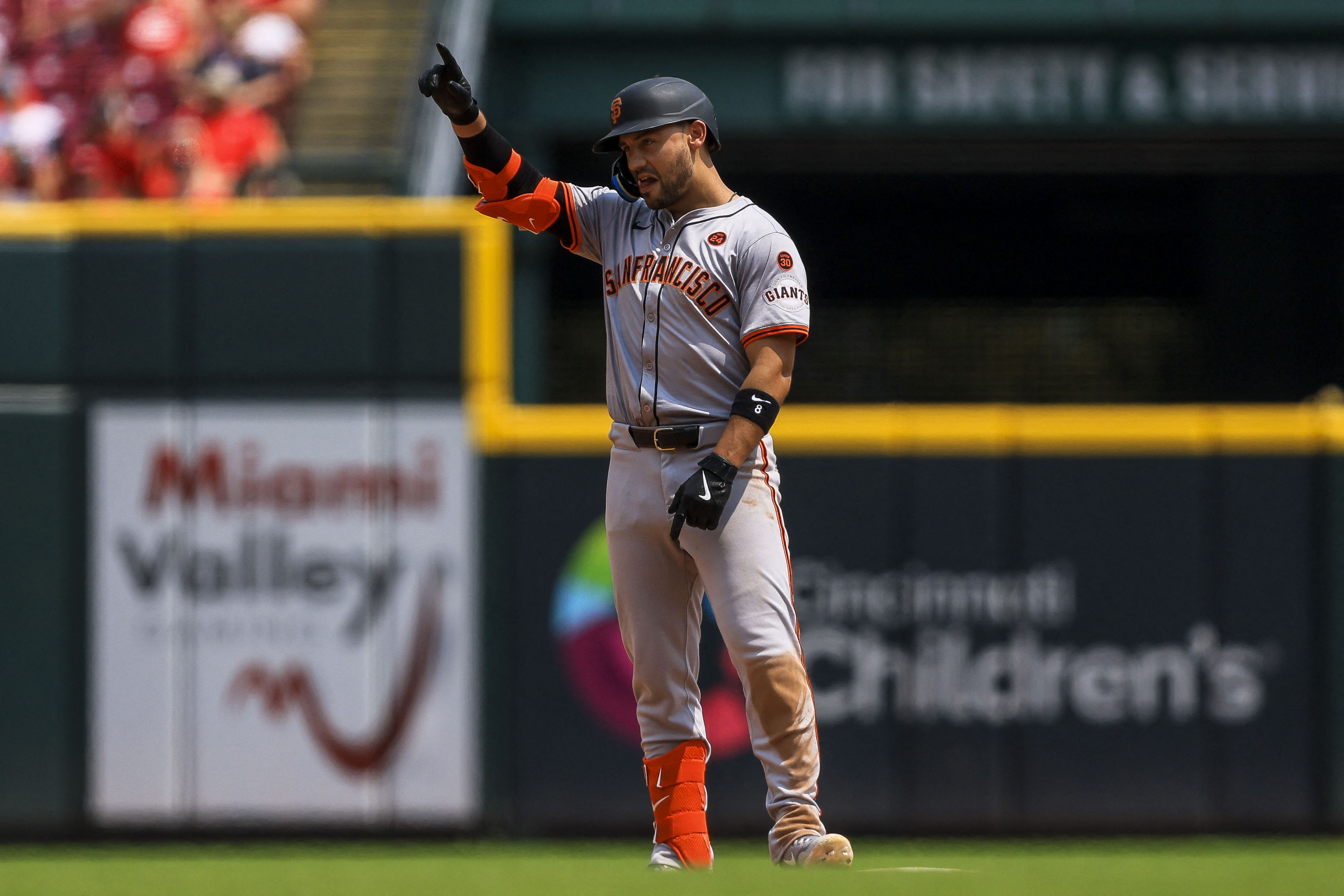 Robbie Ray wins again as Giants turn back Reds | Reuters