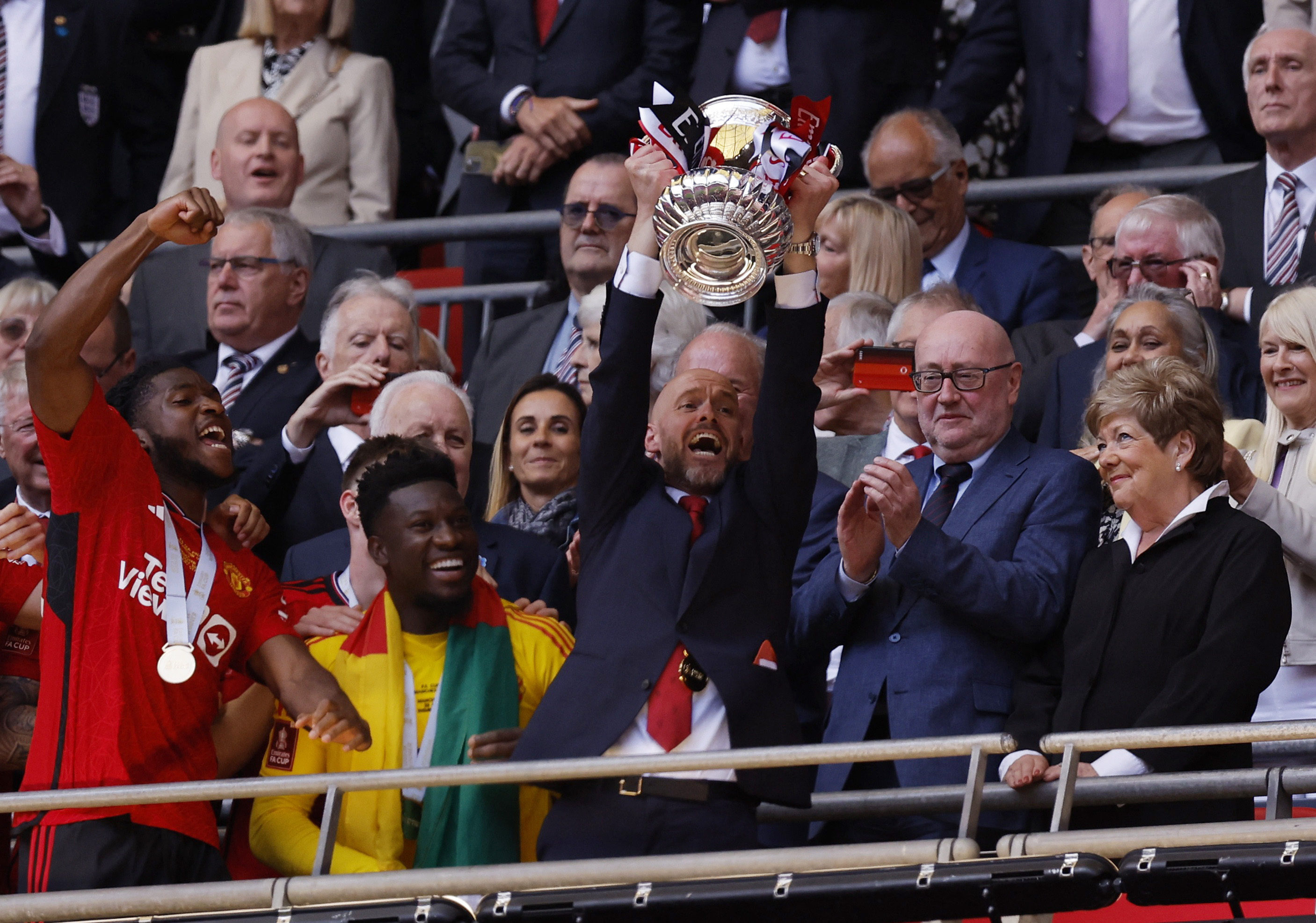Garnacho, Mainoo seal stunning Cup win for Man United | Reuters
