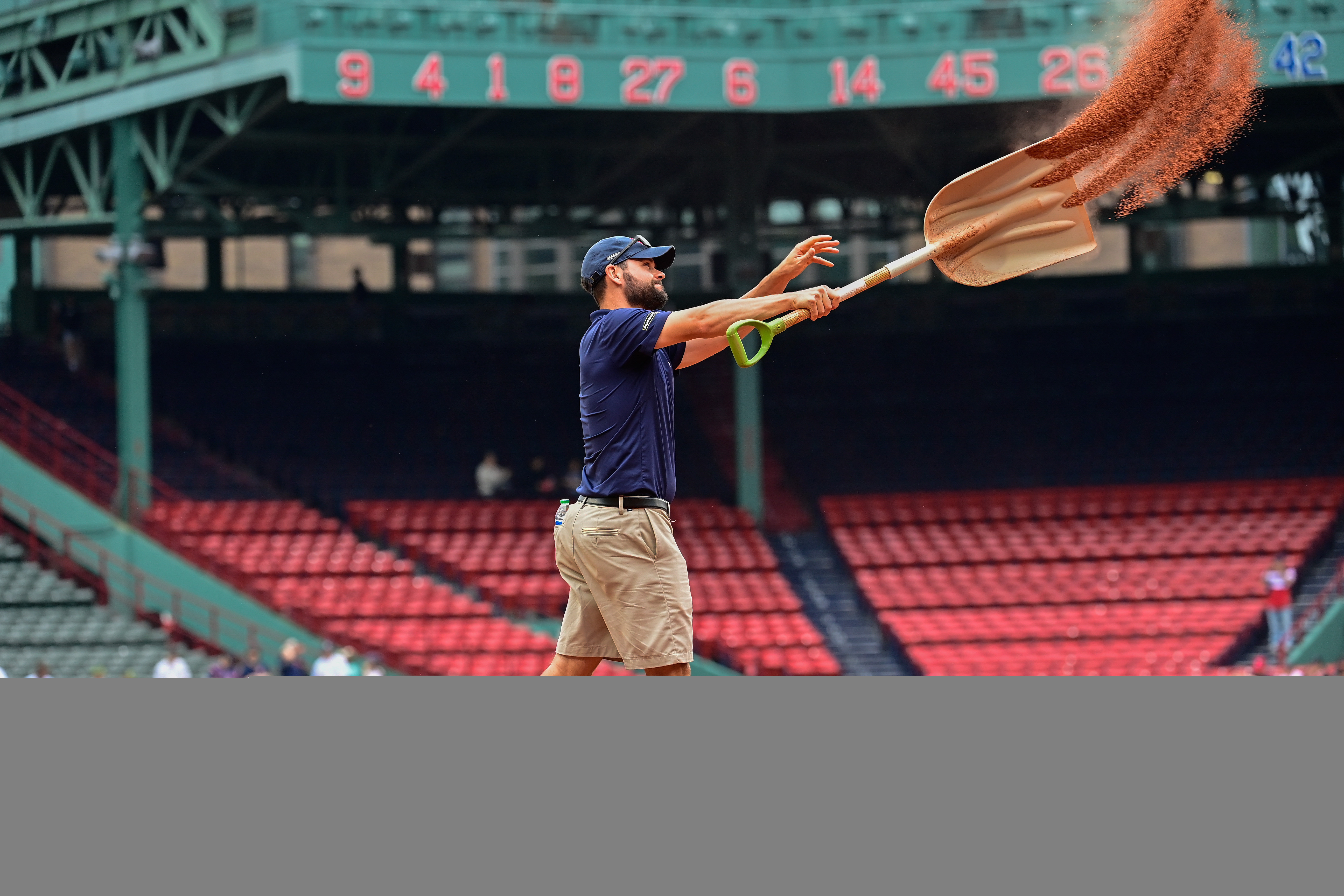 Yankees sweep Fenway Park doubleheader for first time since 2006 as Boone  gets 500th win - The San Diego Union-Tribune