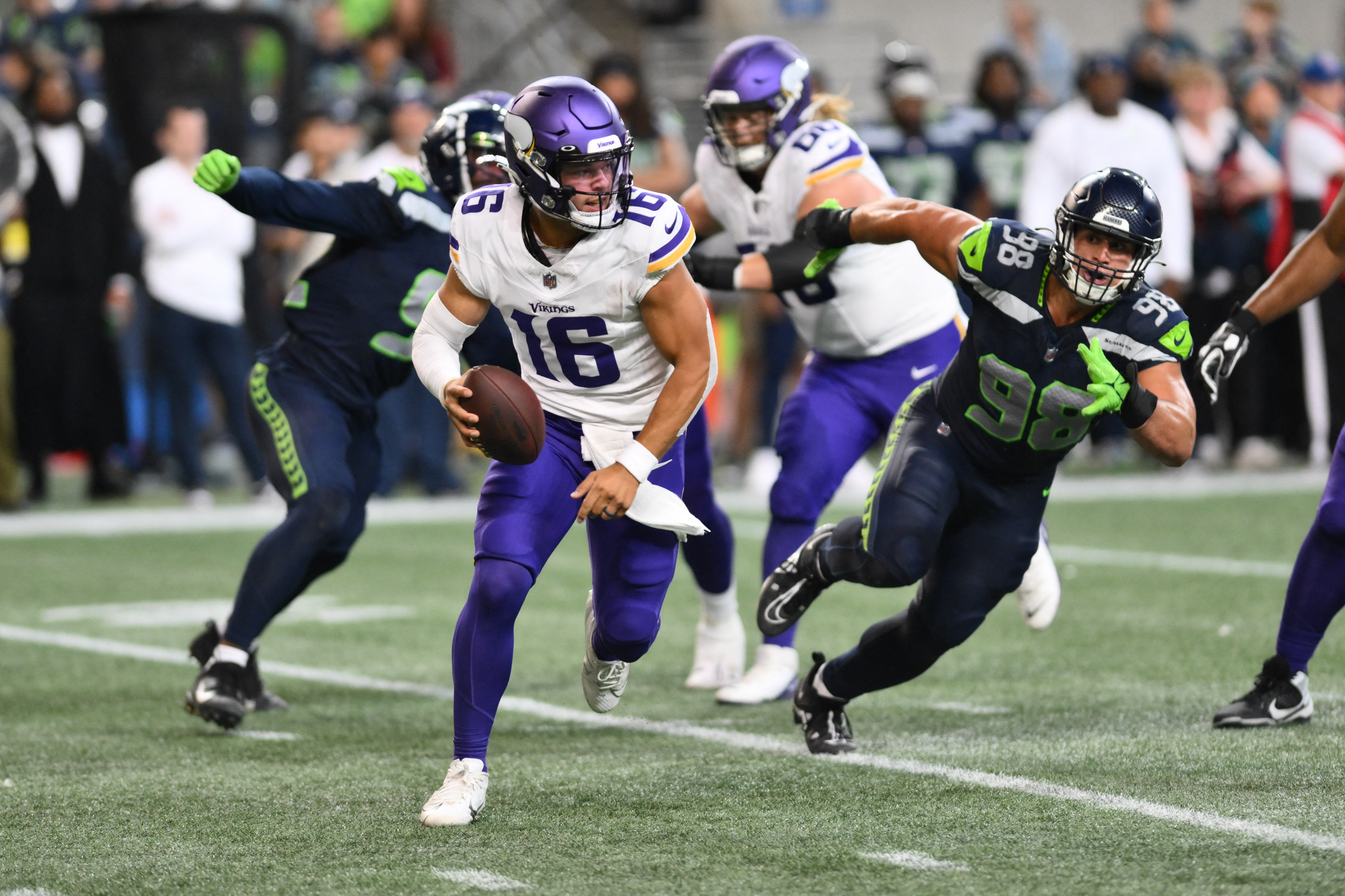 Seattle Seahawks Drew Lock Reflects on Preseason Outing vs. Minnesota  Vikings 'Had a Blast! - Sports Illustrated Seattle Seahawks News, Analysis  and More