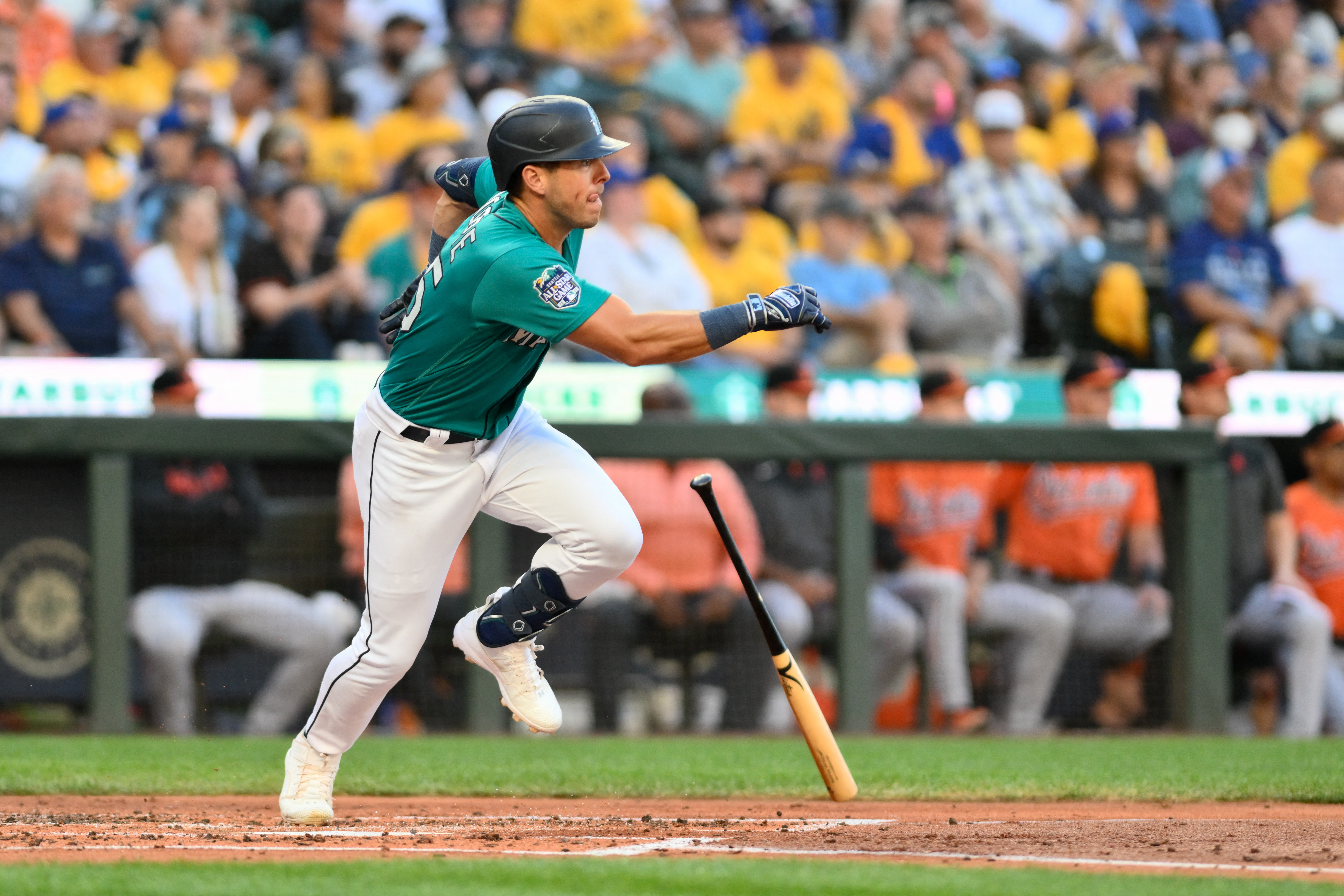 Mountcastle's hit in the 10th gives Orioles a 1-0 win over Mariners, snaps  Seattle's win streak - ABC News