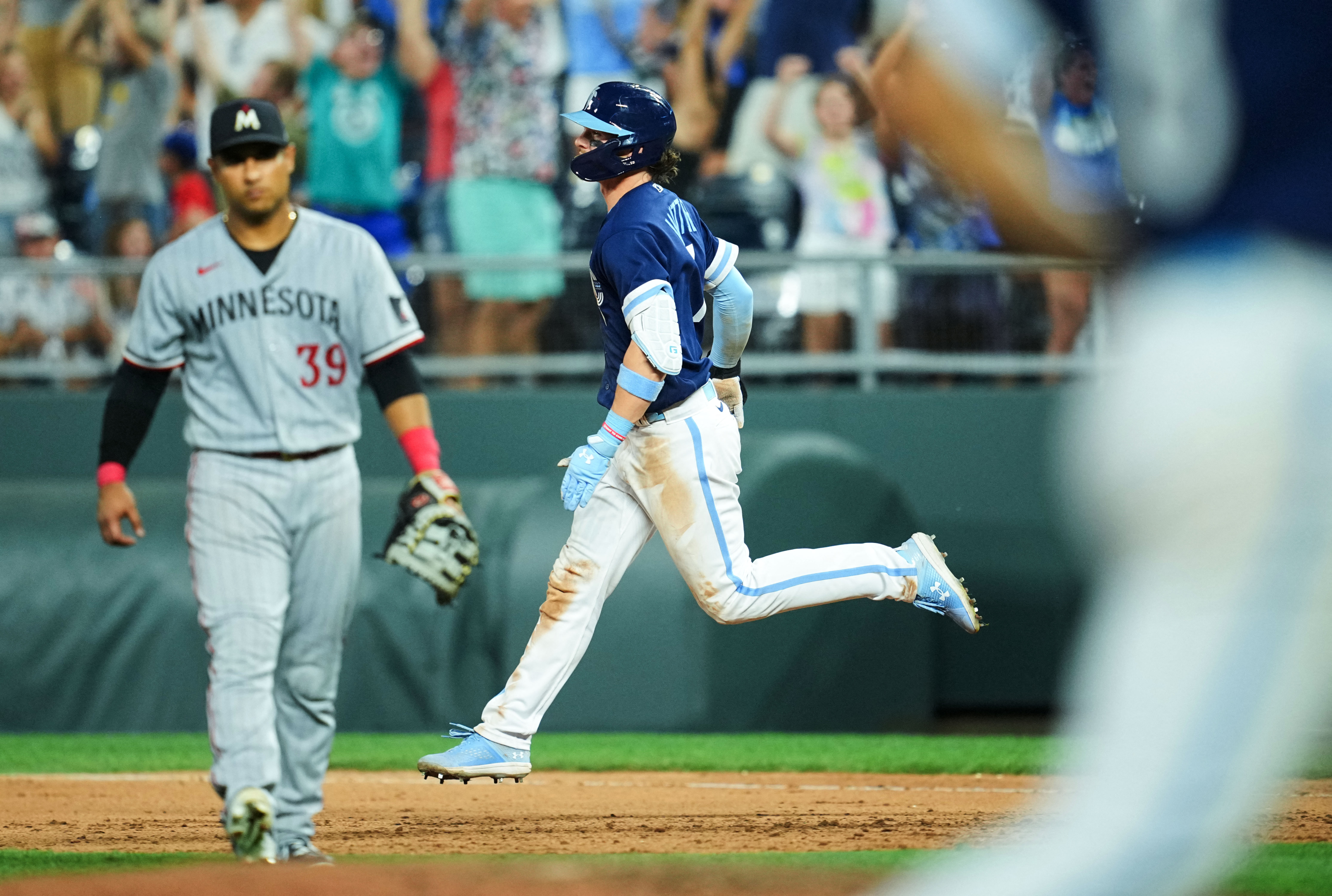 Kansas City, United States. 30th Mar, 2023. Kansas City Royals shortstop  Bobby Witt Jr. (7) hits a Minnesota Twins pitch during the first inning on  the Opening Day at Kauffman Stadium in