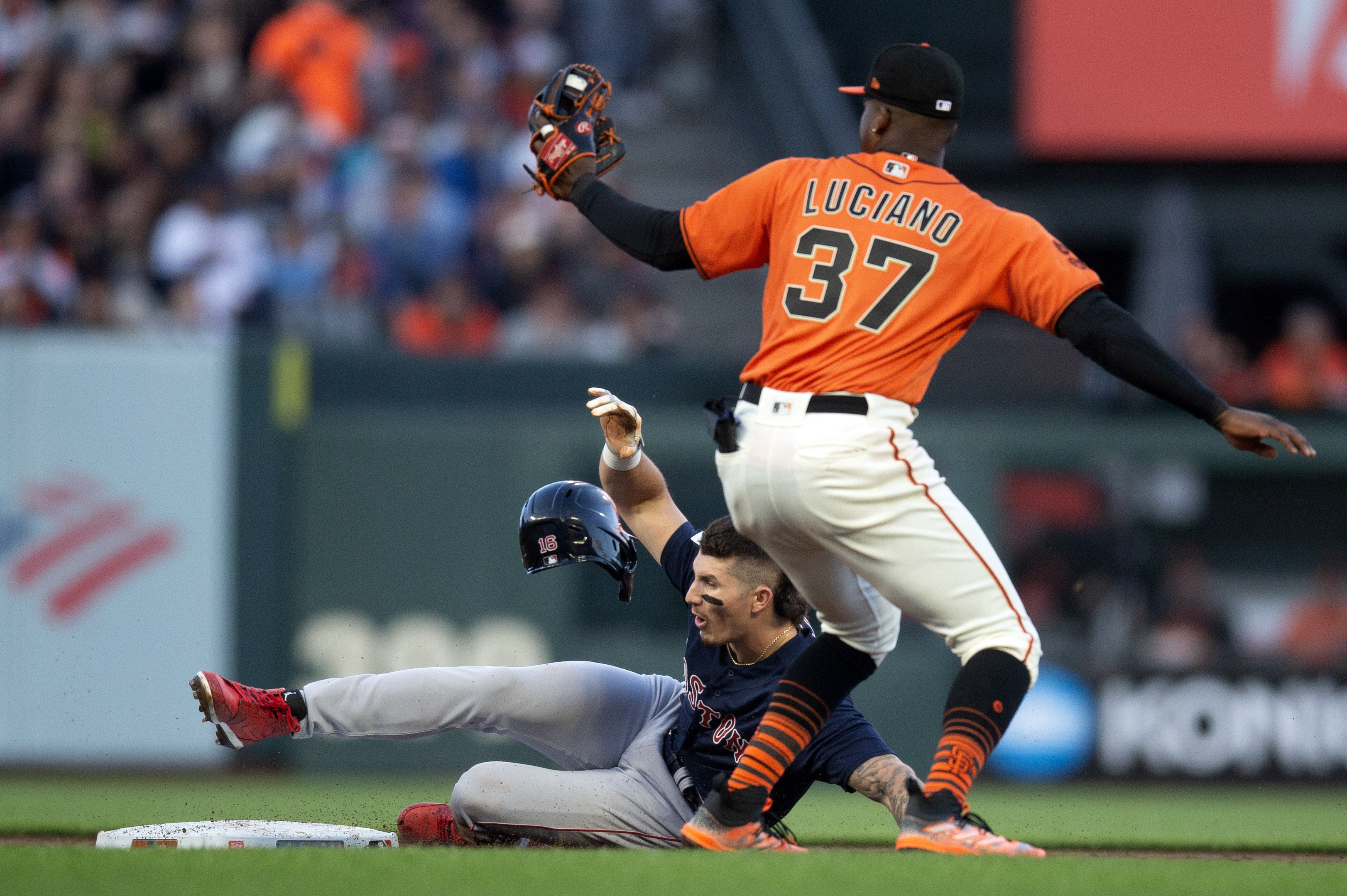 Casas homers again as Red Sox beat Giants to open West Coast trip