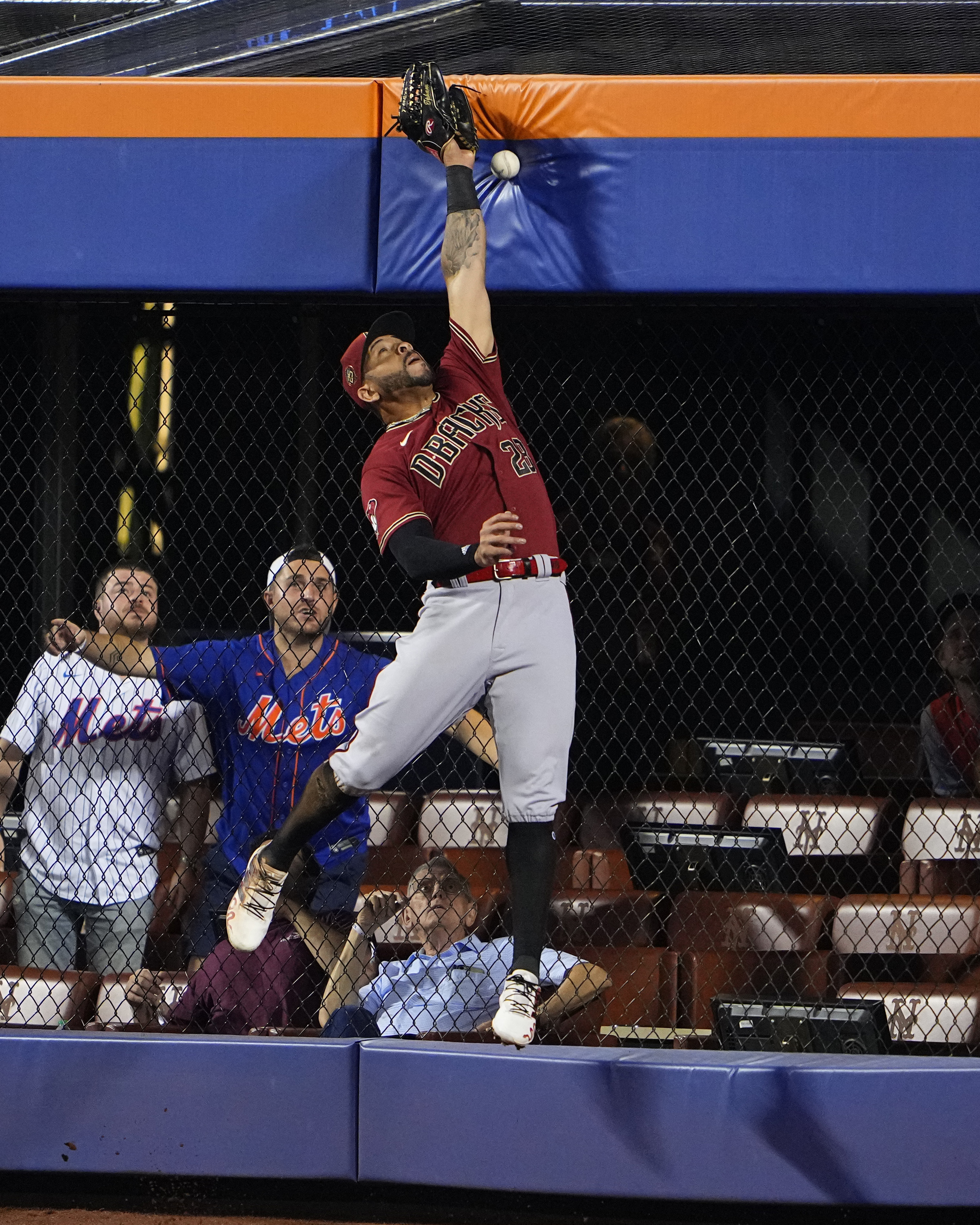 Former Gator Pete Alonso continues record-setting season in New York