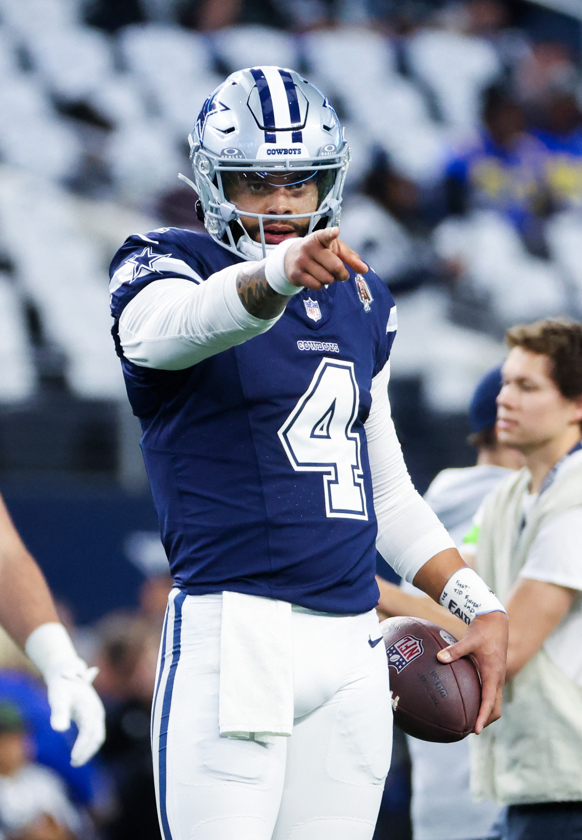 Cowboys clobber Rams behind Dak Prescott's four TDs | Reuters