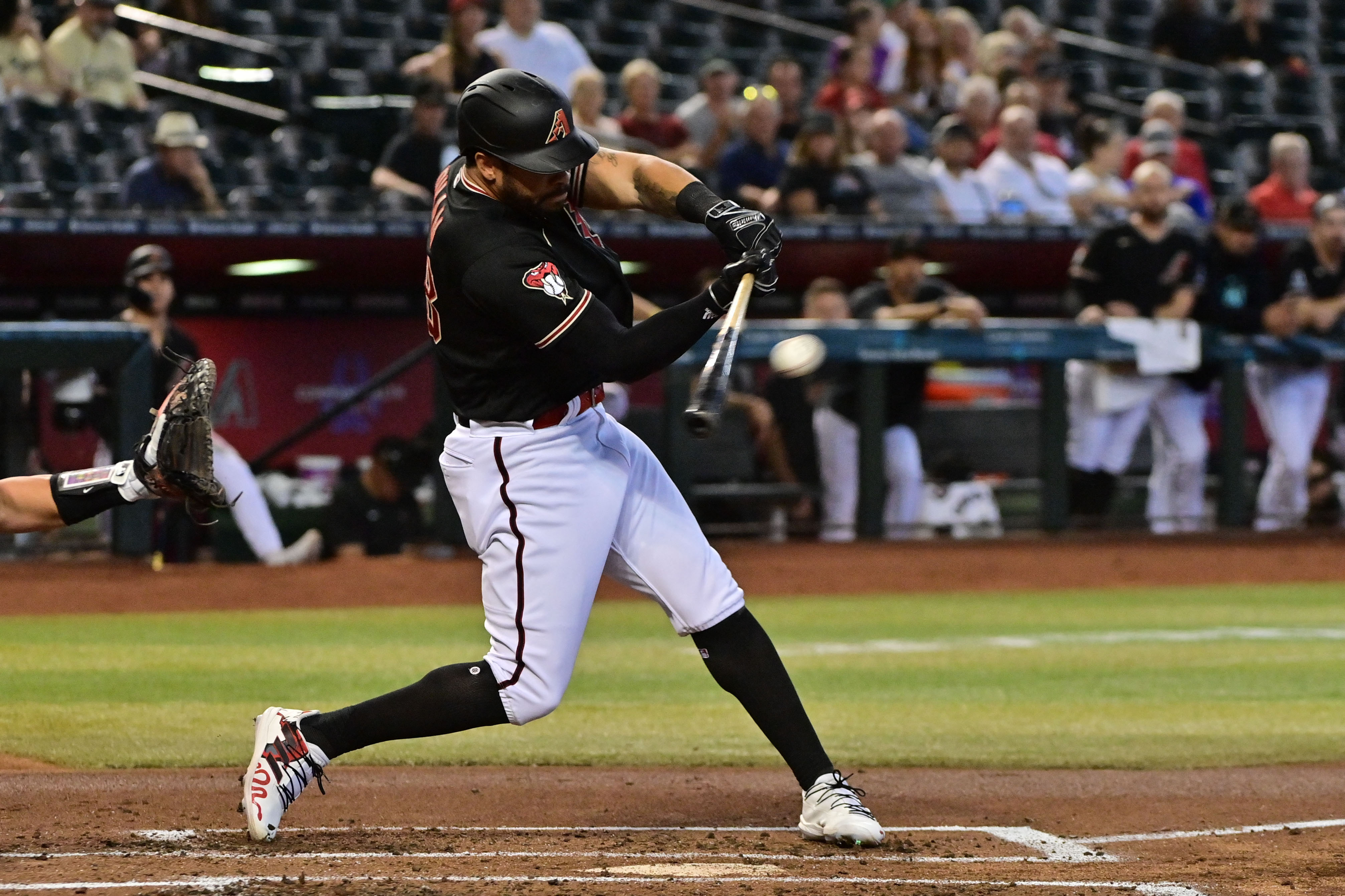 Diamondbacks overcome early 4-run deficit to beat Rockies 12-5