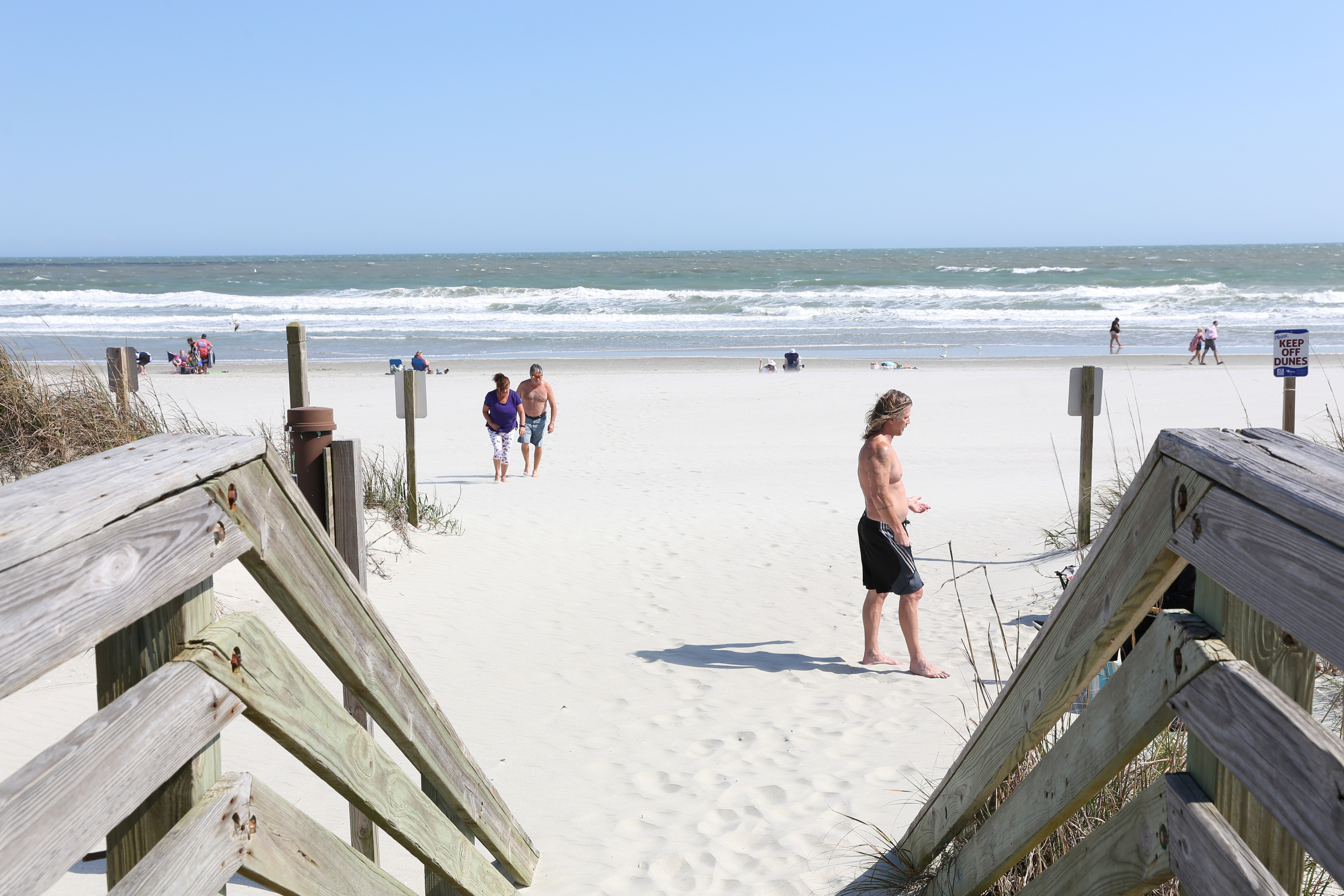 Beaches reopen in South Carolina