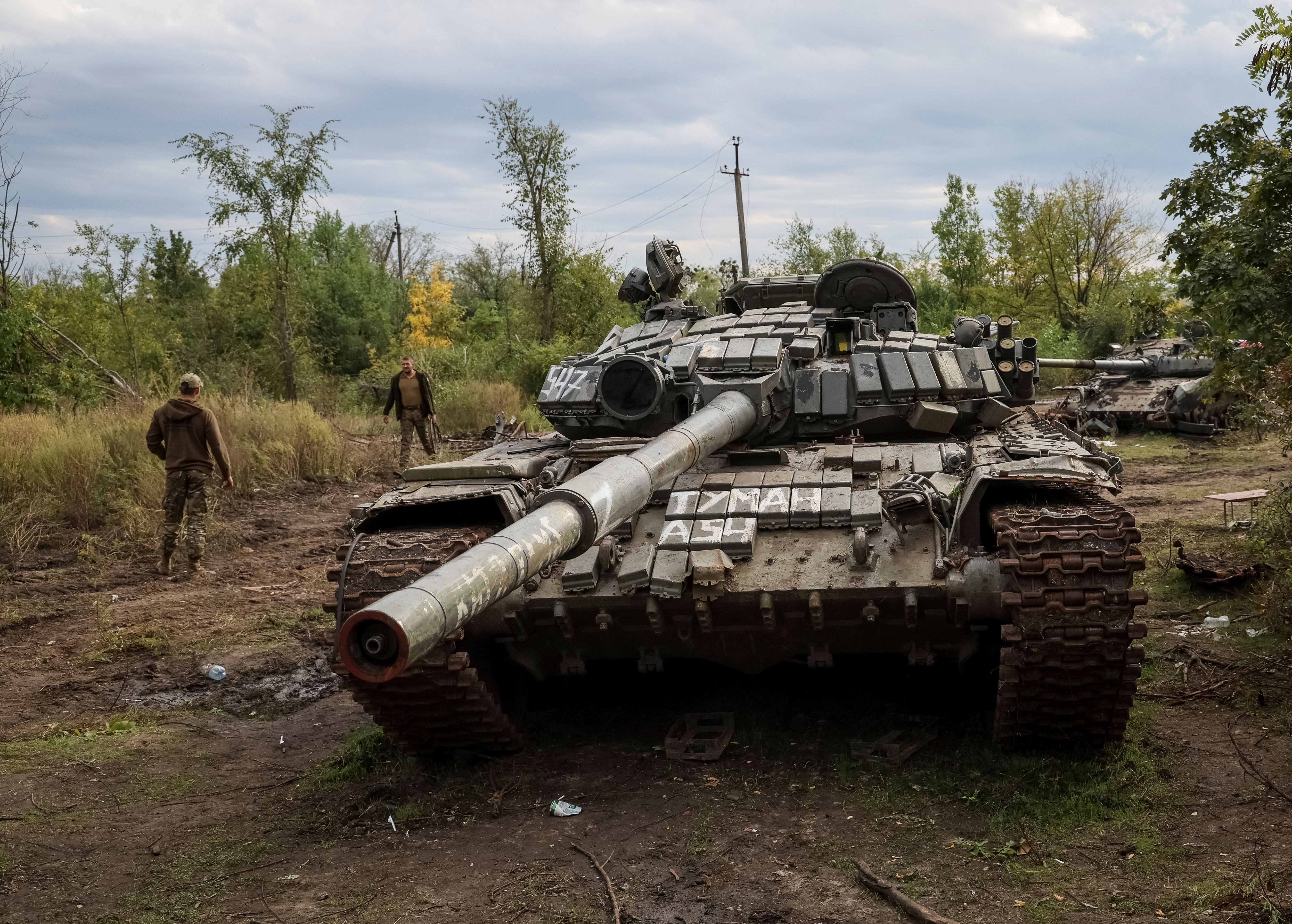 Russia refits old tanks after losing 3,000 in Ukraine - research