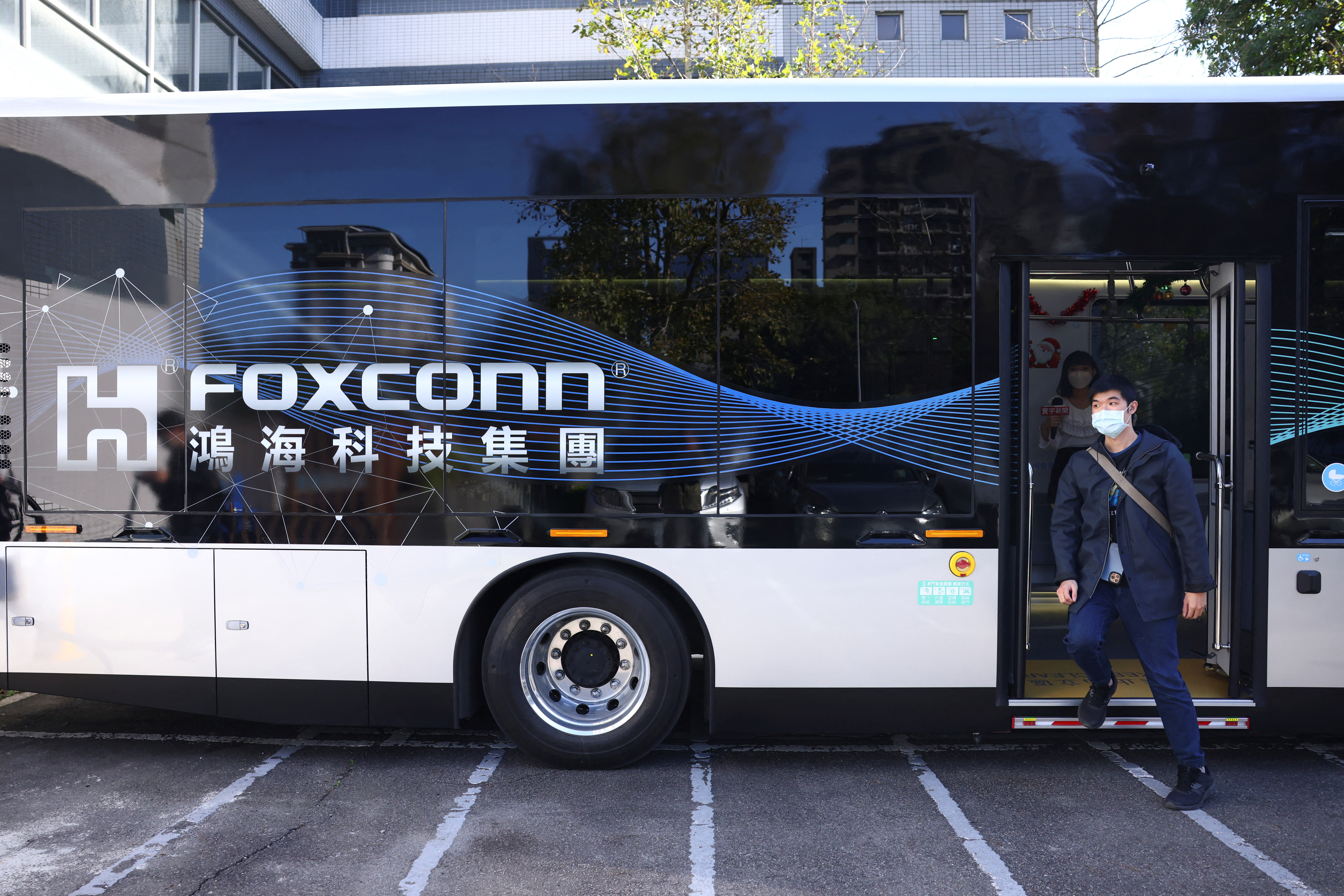 Organized media visit to to see the Foxtron Model T eBus at Foxconn's headquarters
