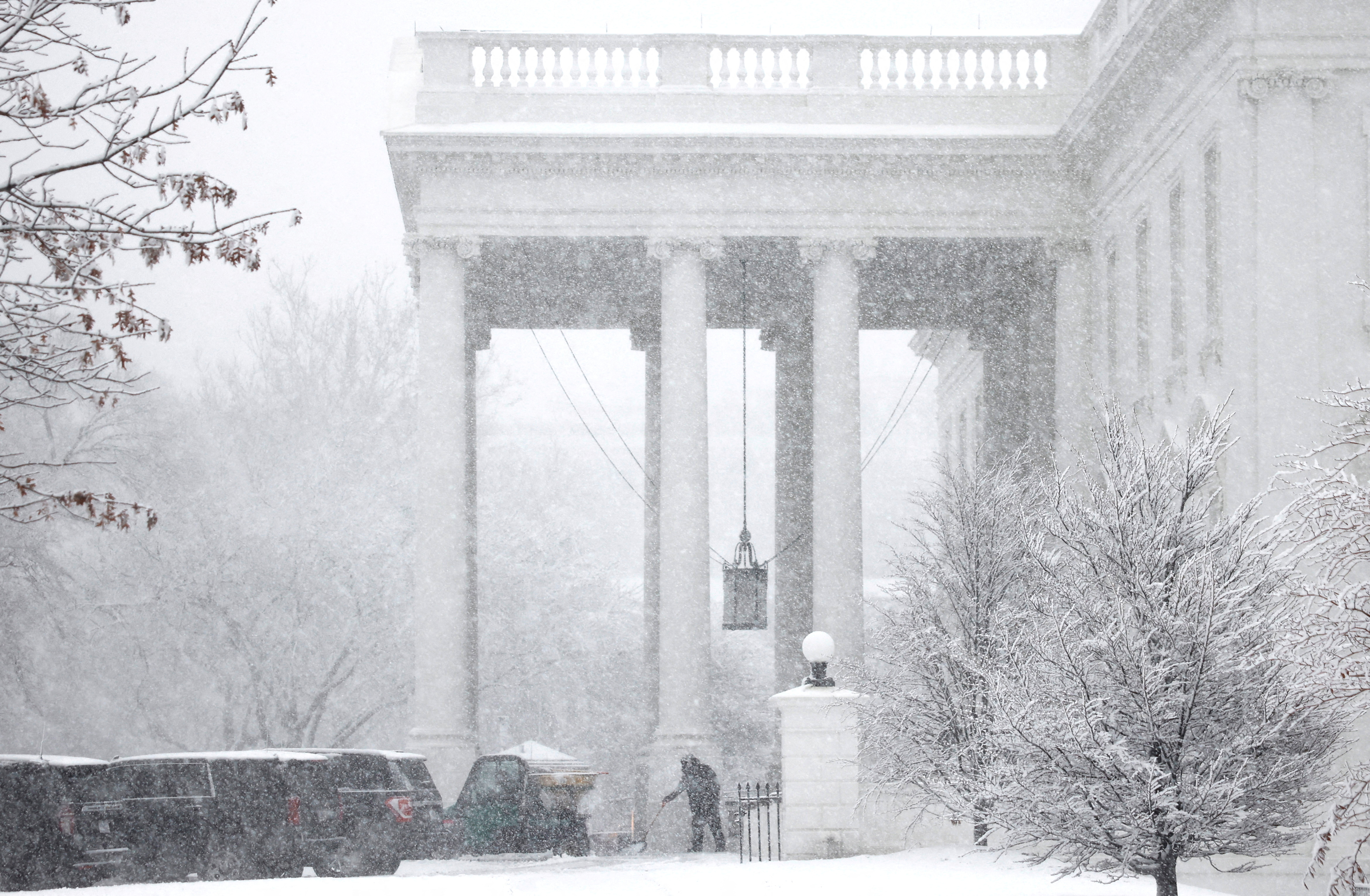 The White House during snowfall in Washington