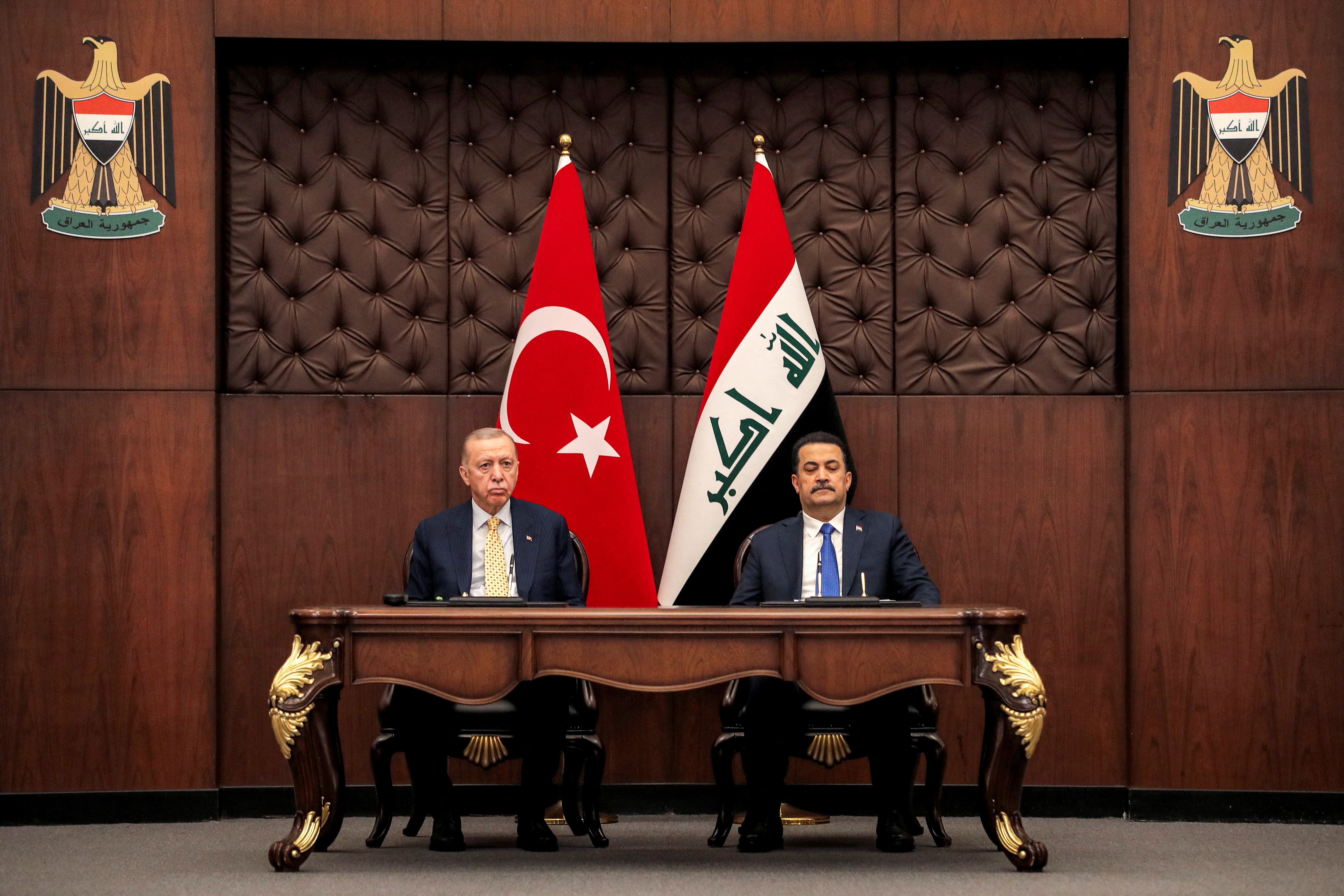 トルコ大統領がイラク訪問、安保協力や経済関係強化で合意