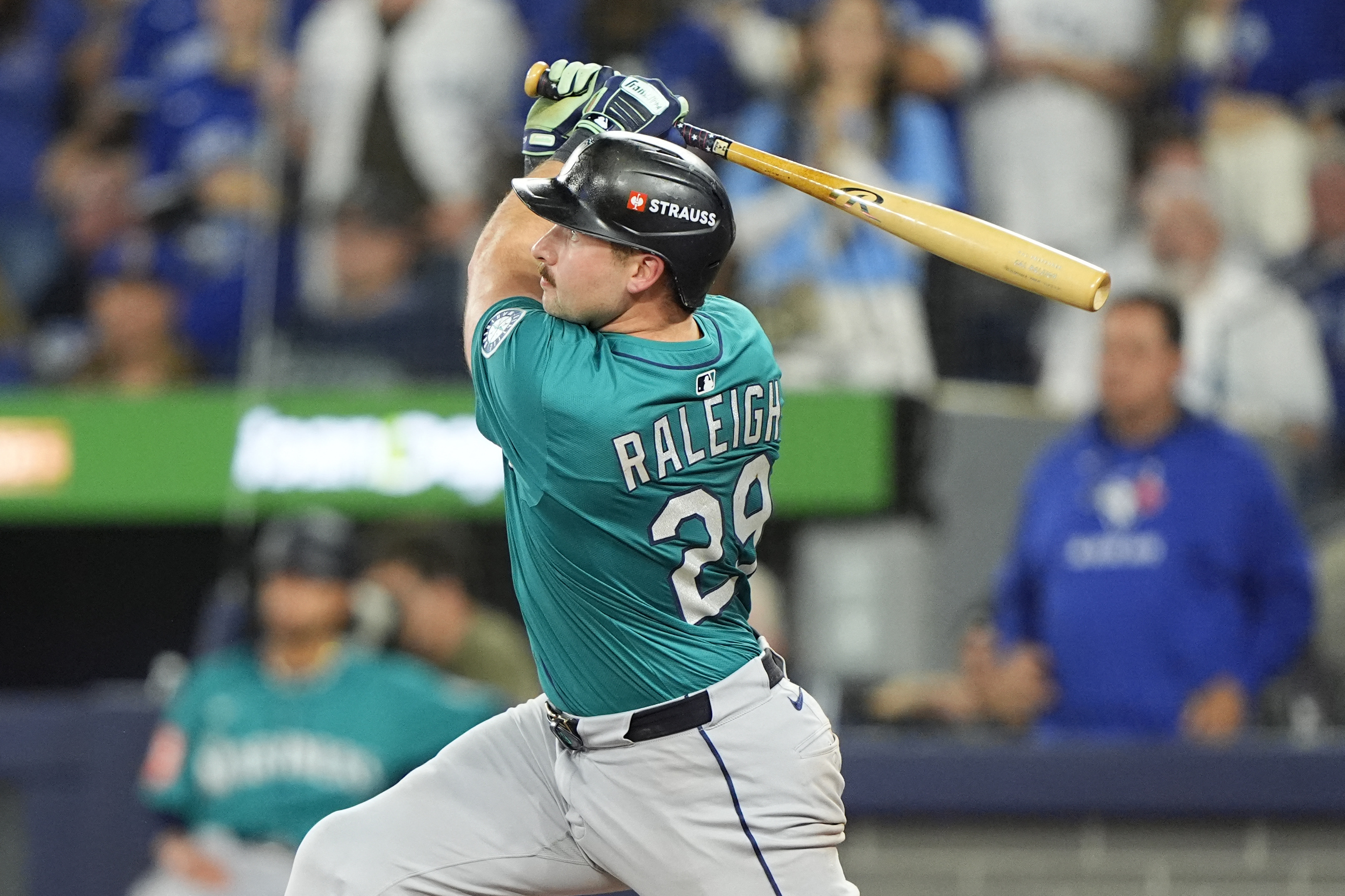 MLB＝マリナーズが先勝、ローリーが同点弾 ア・リーグ優勝決定S