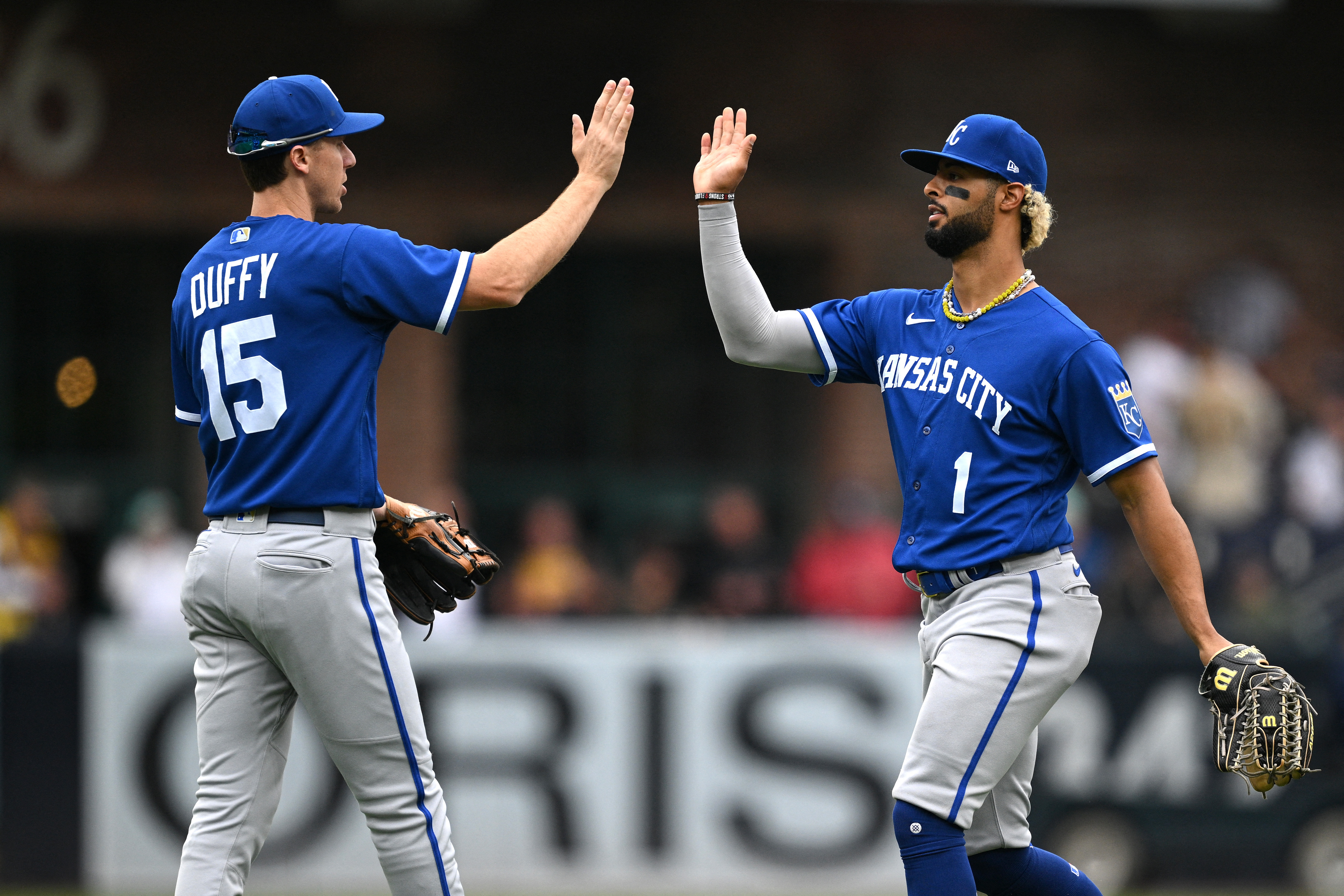 Vinnie Pasquantino homers as Royals win series vs. Padres