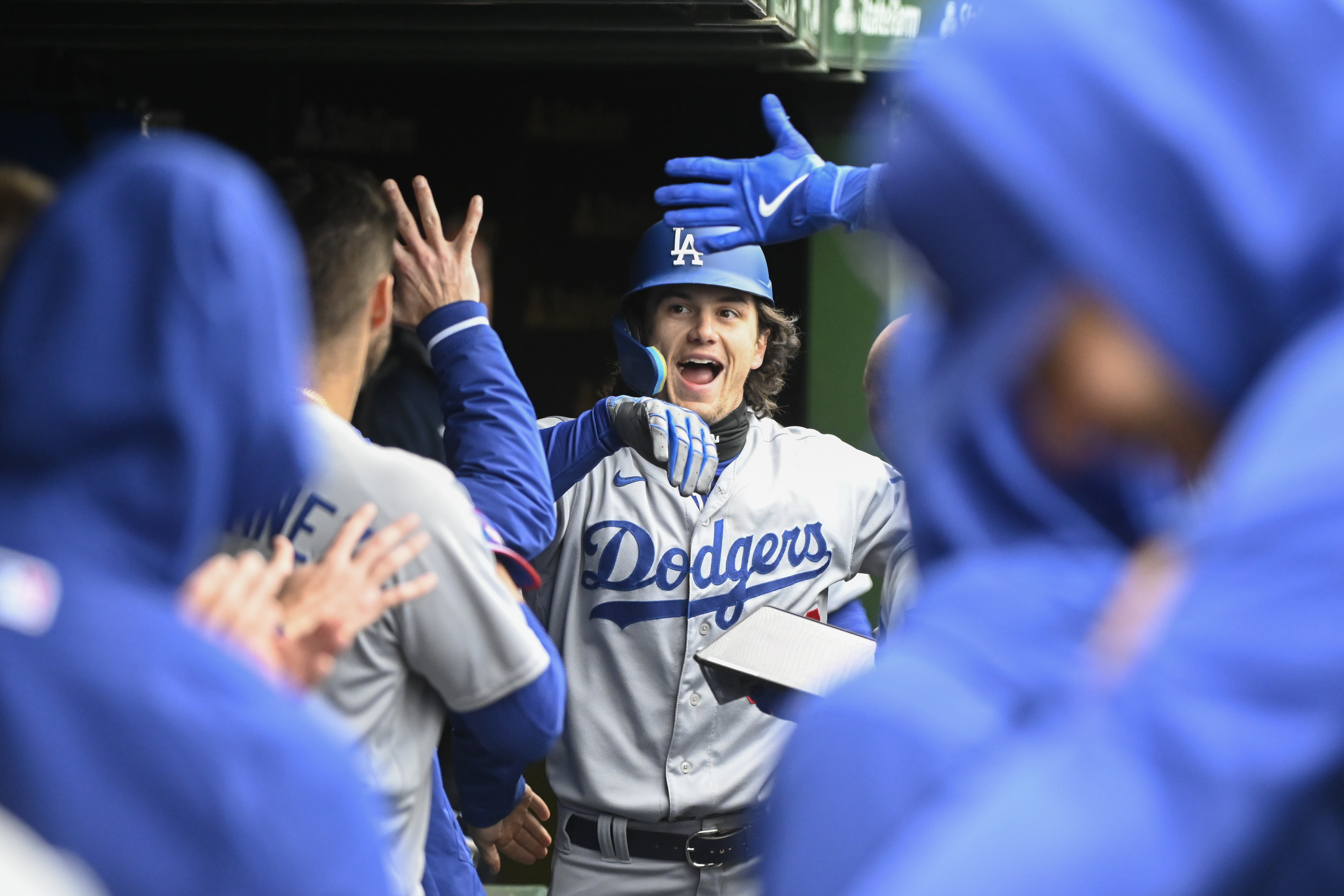 Dodgers 9, Cubs 4: Max Muncy & James Outman each double their dongs –  Dodgers Digest