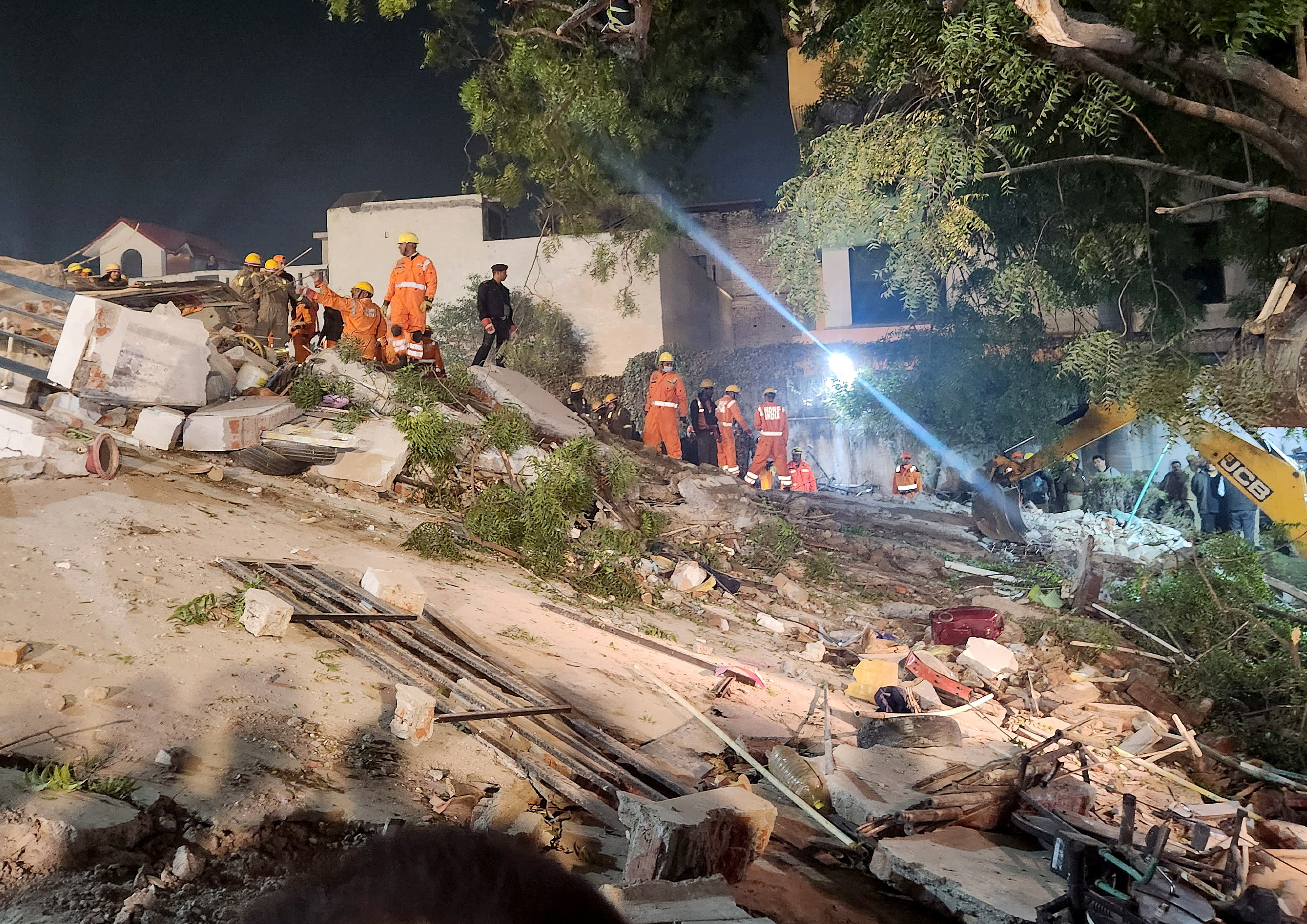 Residential apartment block collapse in Lucknow