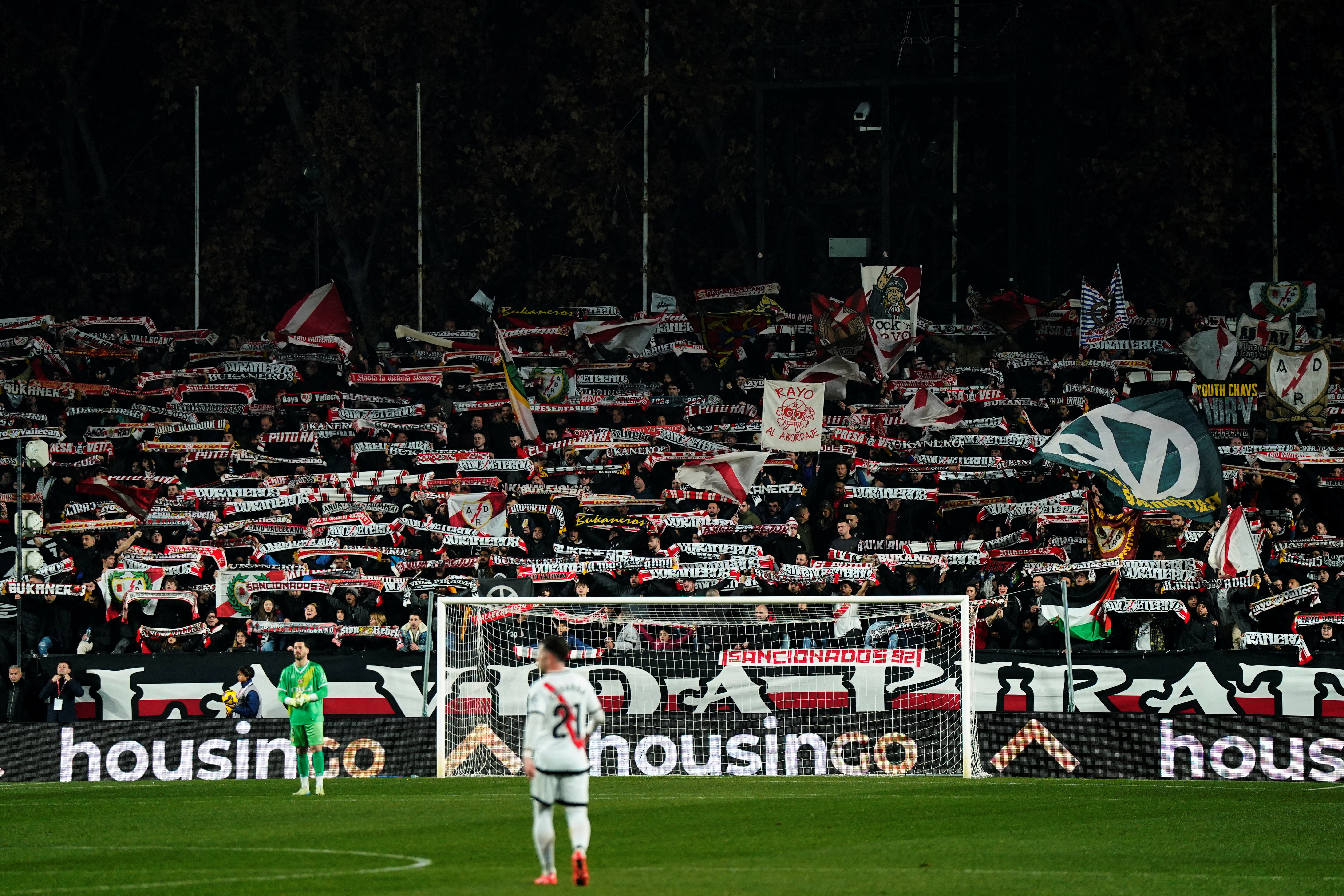 Real - Rayo Vallecano have been robbed of a clean penalty against Barcelona at the Camp Nou. Not surprising