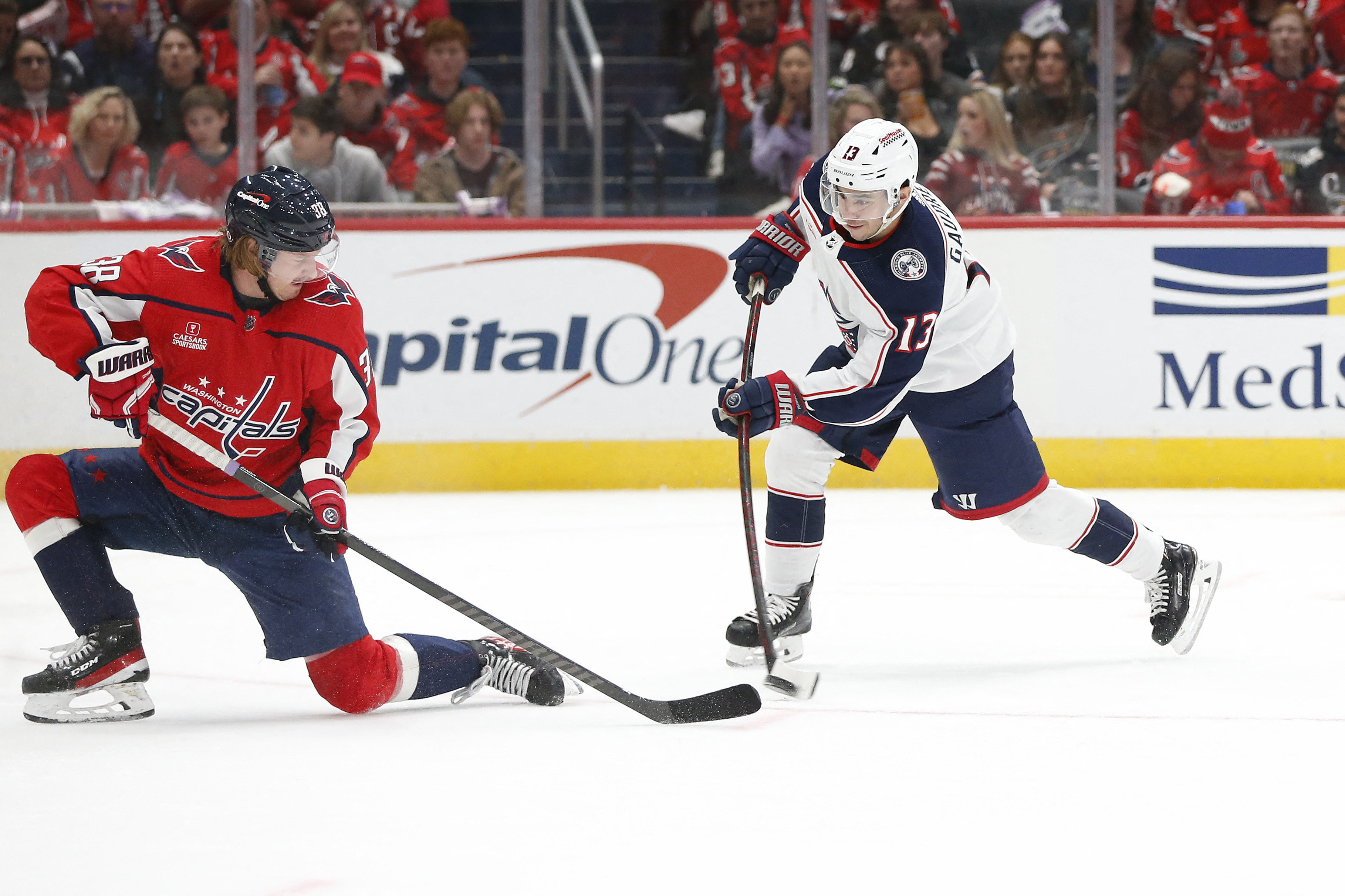 Capitals Outlast Blue Jackets 4-3, Earn Fourth Straight Win | Reuters