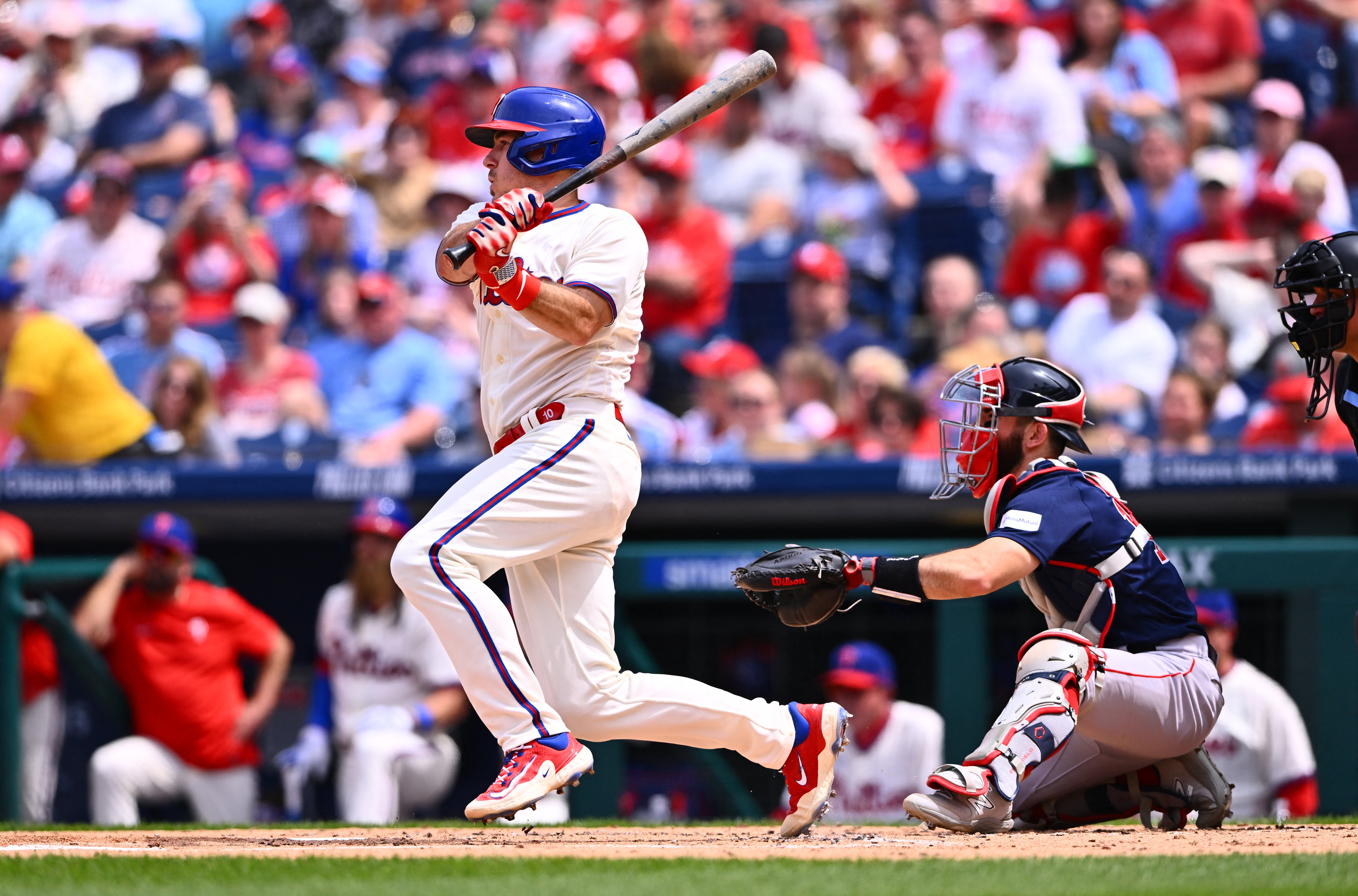 Kyle Schwarber's slump ends on special day at Citizens Bank Park