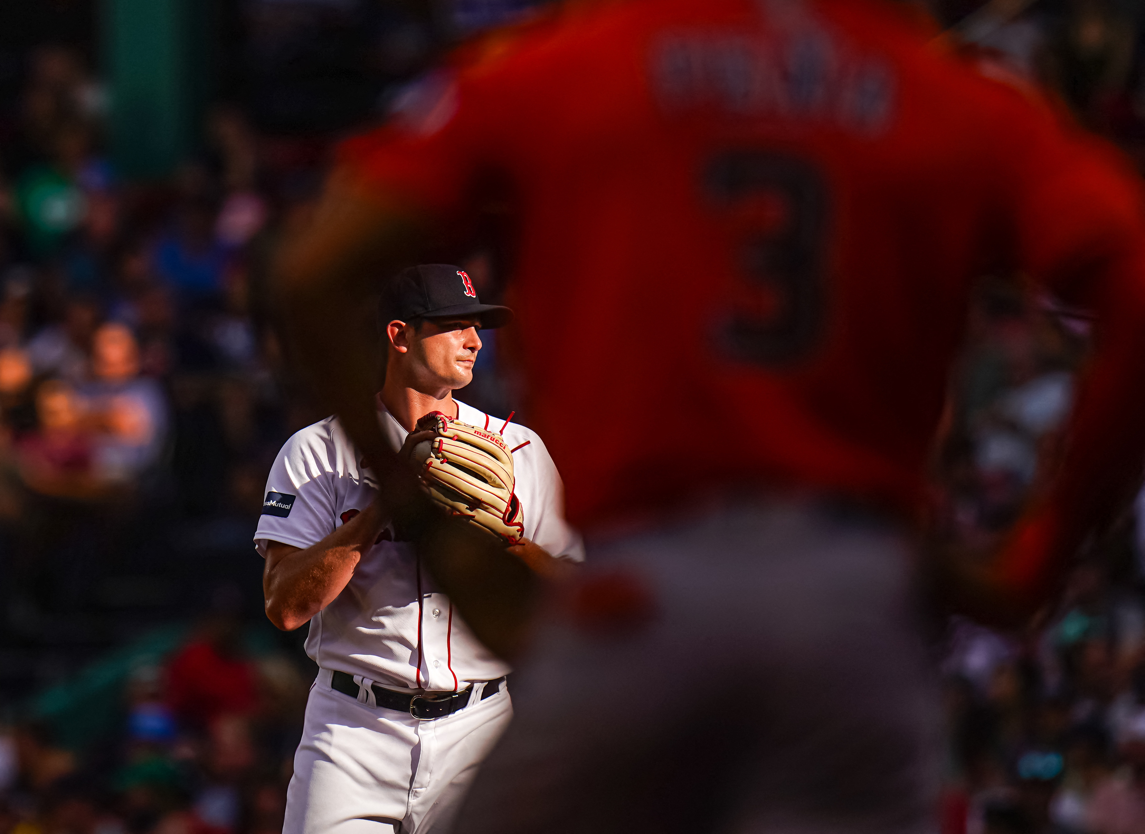 Astros leave Fenway Park with first-ever road sweep of Red Sox