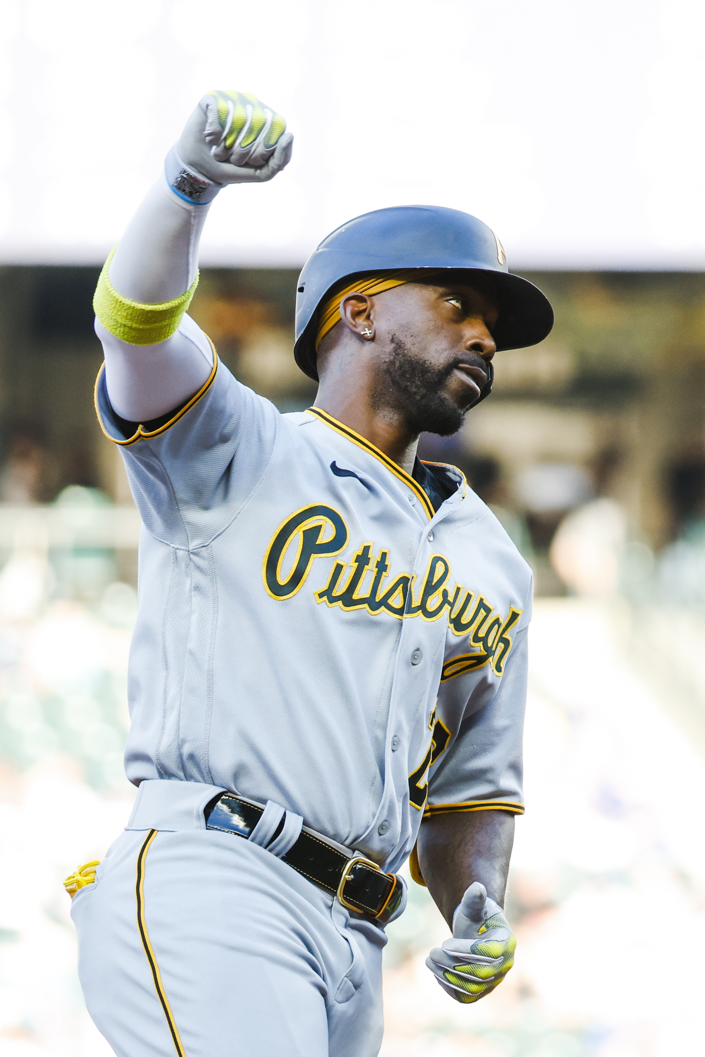 McCutchen sparks record-tying home run barrage as Pirates sink Mariners  11-6 - The San Diego Union-Tribune