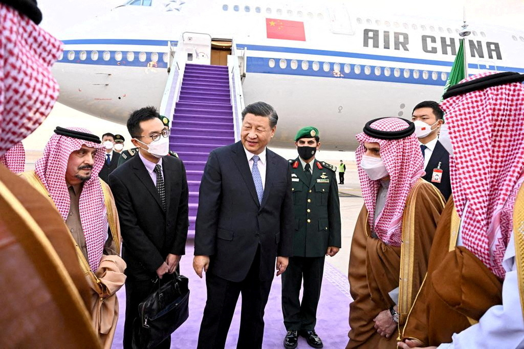 Chinese President Xi Jinping arrives in Riyadh