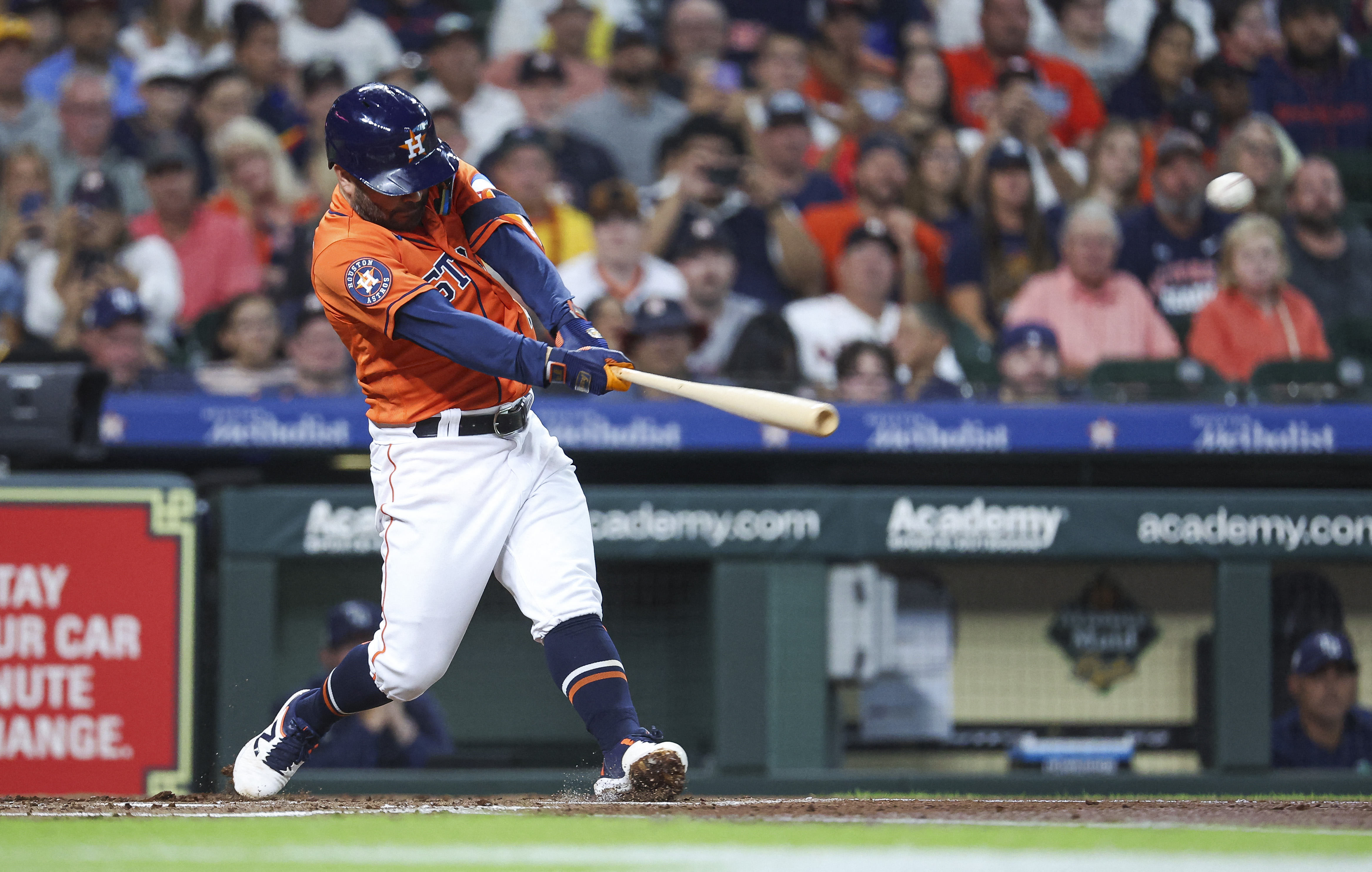 José Siri doubles, scores tiebreaking run to lift Rays past Astros, 4-3