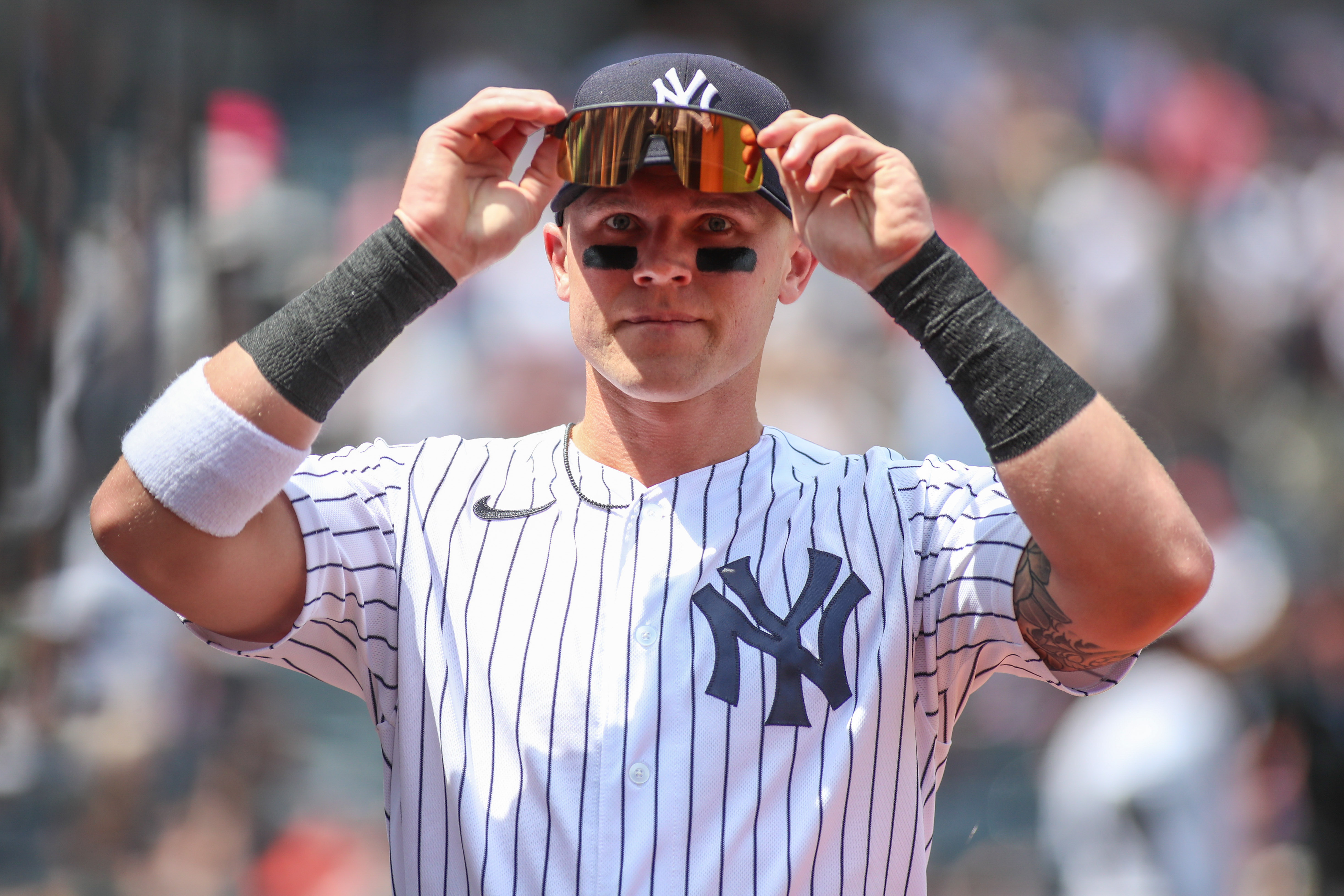 Andrew Vaughn's 2-Run Homer Boosts White Sox to Win Over Yankees