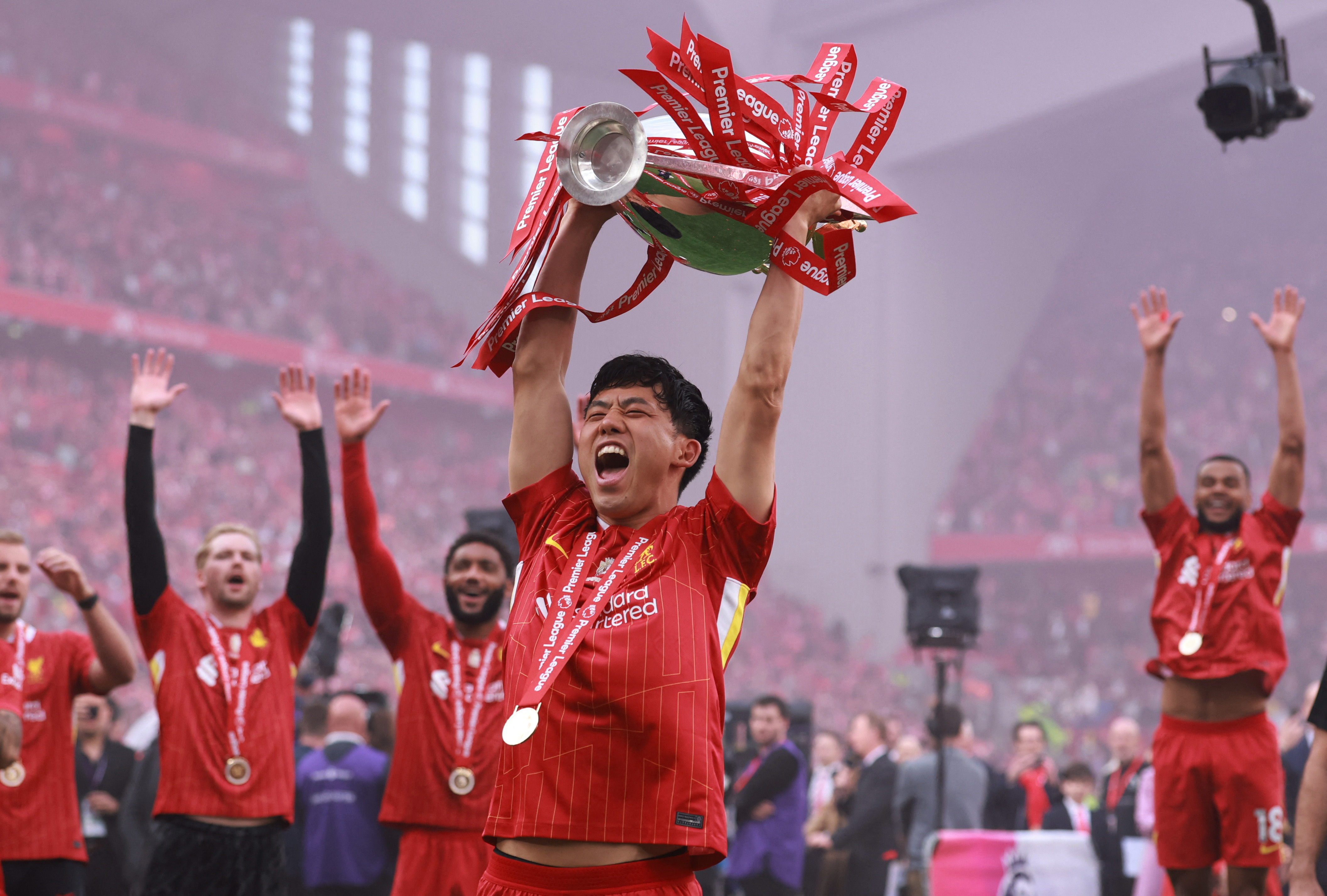 サッカー＝来季プレミア開幕戦、遠藤所属のリバプールはボーンマスと