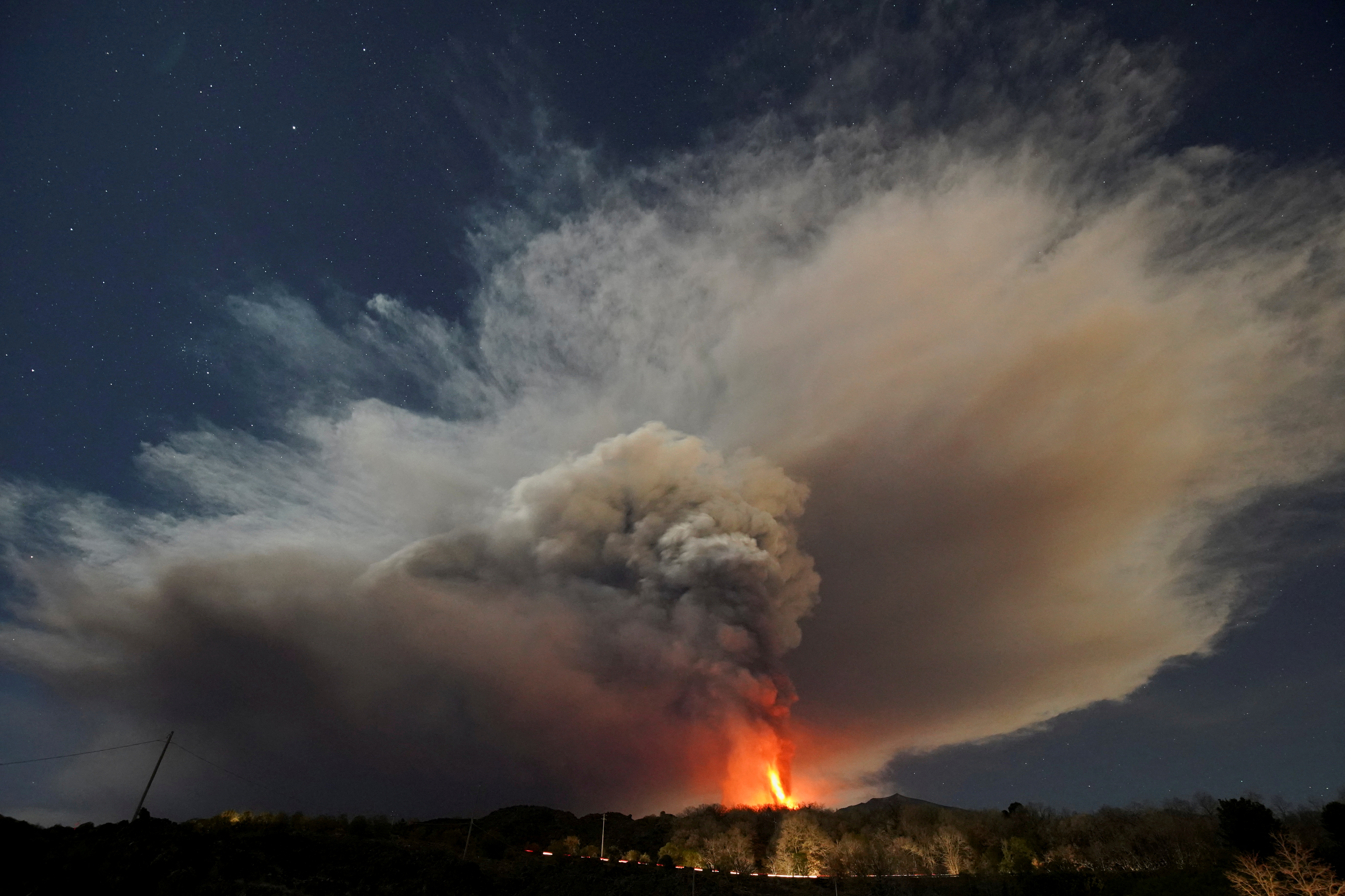 Вулкан Этна извержение 2022 ноябрь