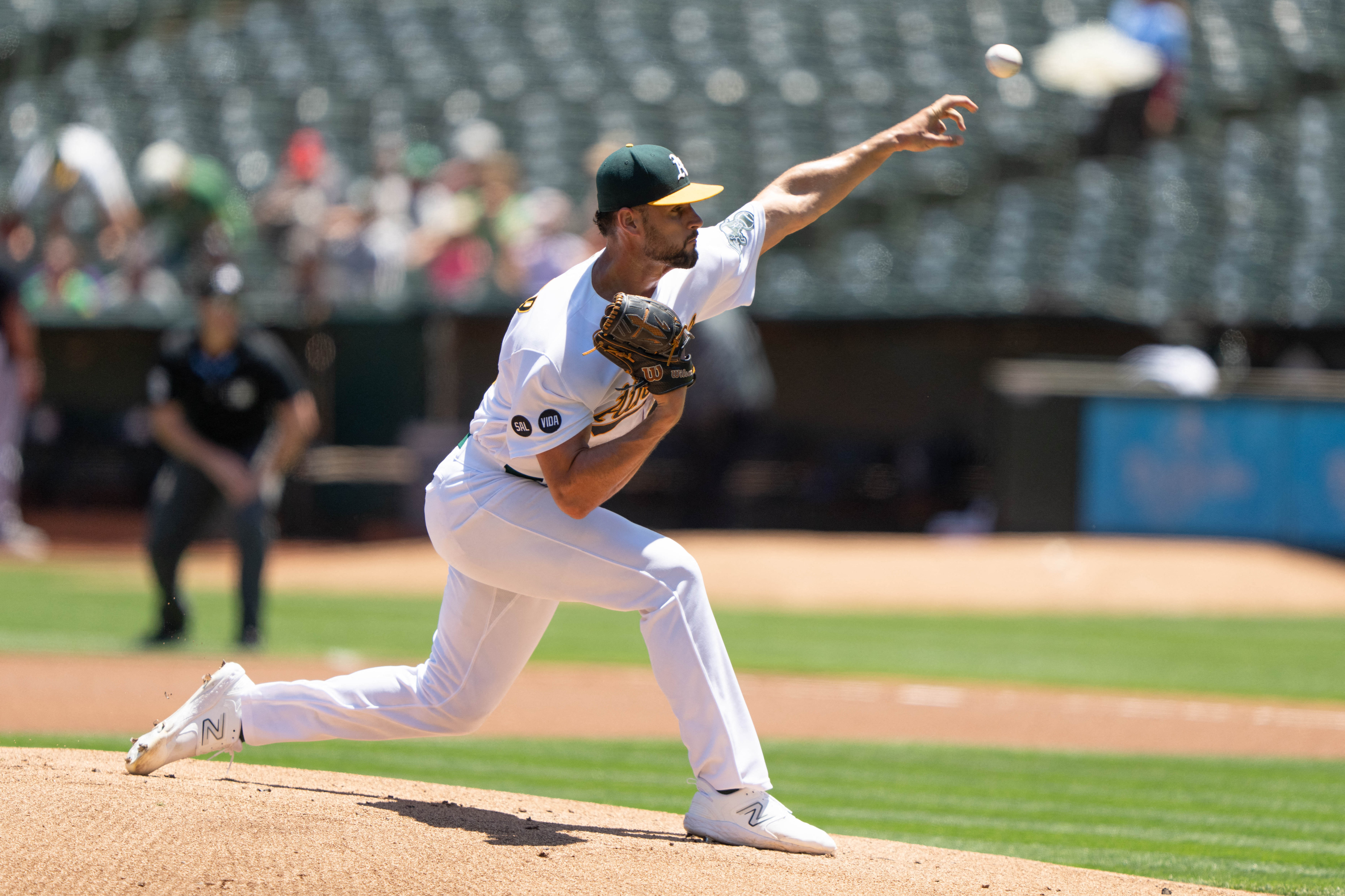 Elvis Andrus Lifts White Sox to a 5-4 Win - On Tap Sports Net