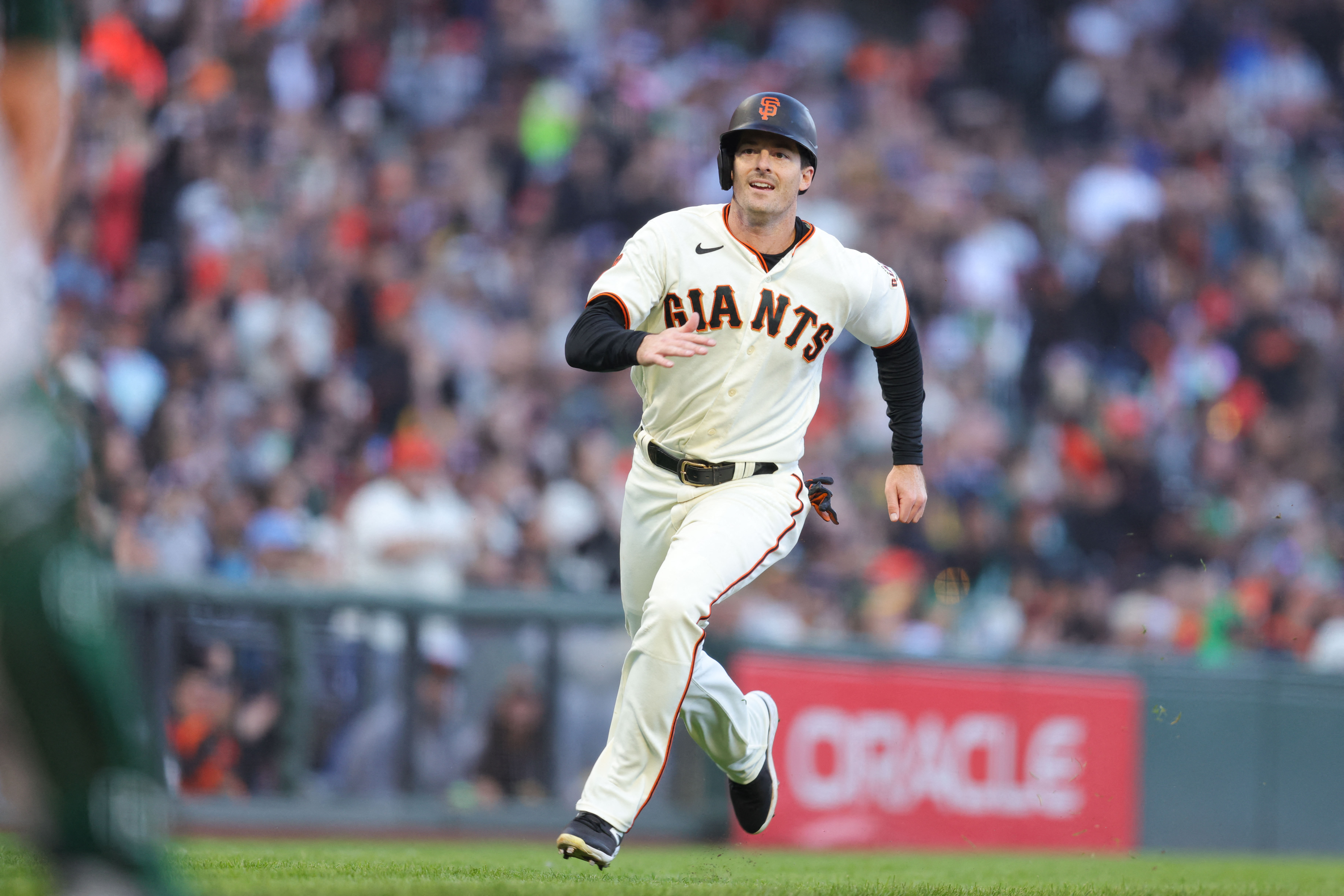 Giants settle their catching situation, regain poise in shutout win over  Astros - The Athletic