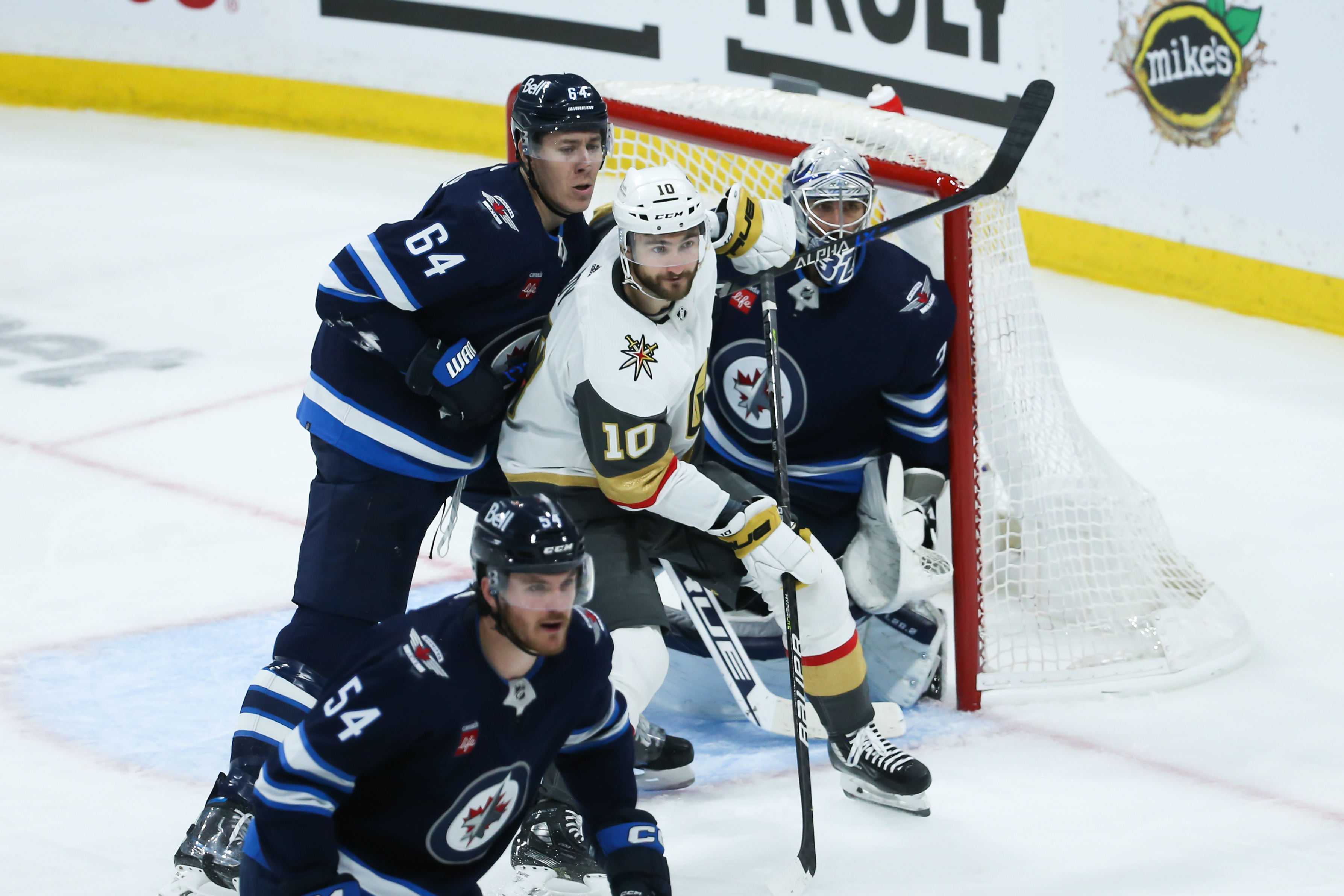 Brett Howden scores twice as Knights take command vs. Jets - The Rink Live