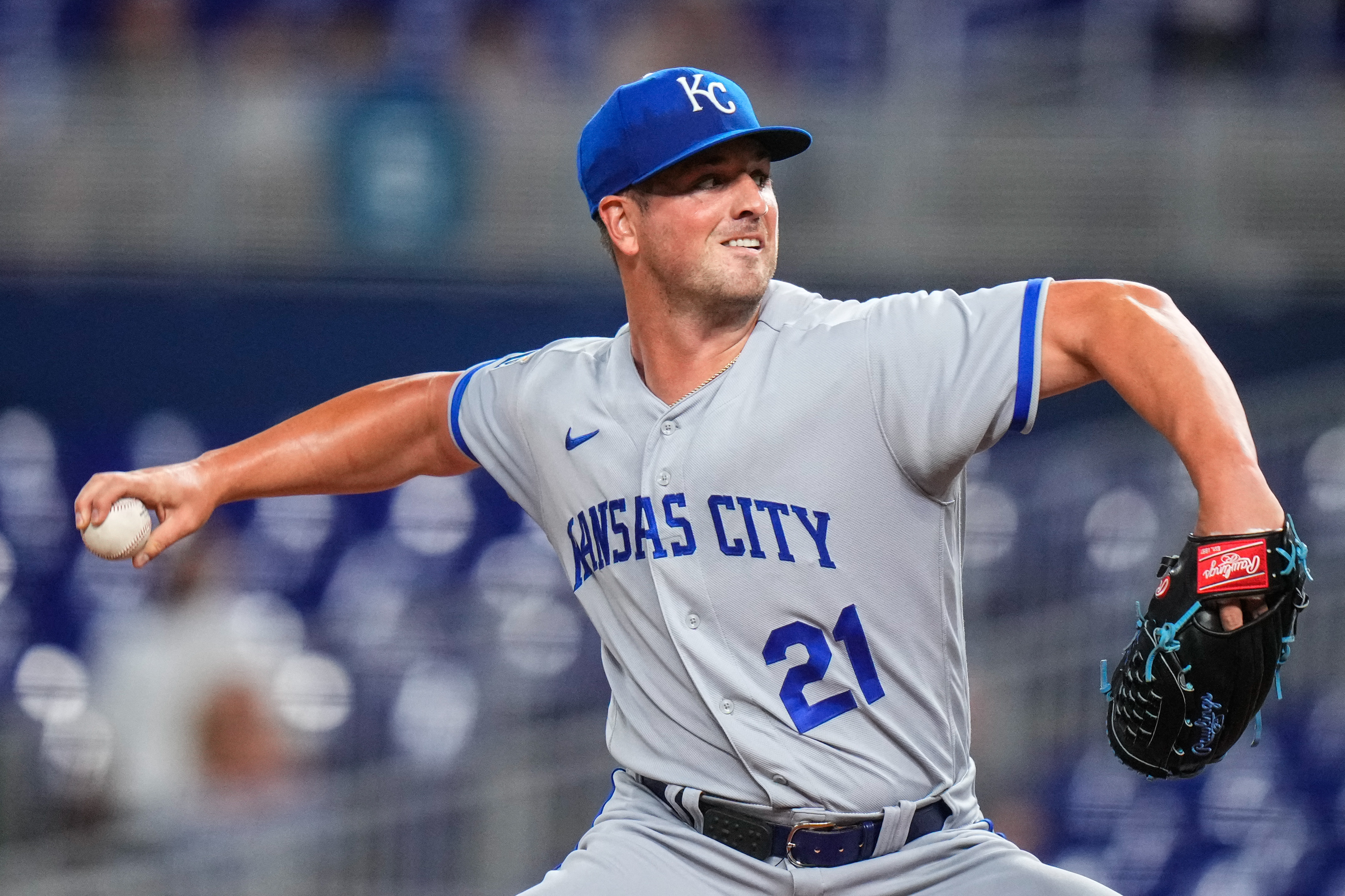 Luis Arraez, Marlins pound their way past Royals