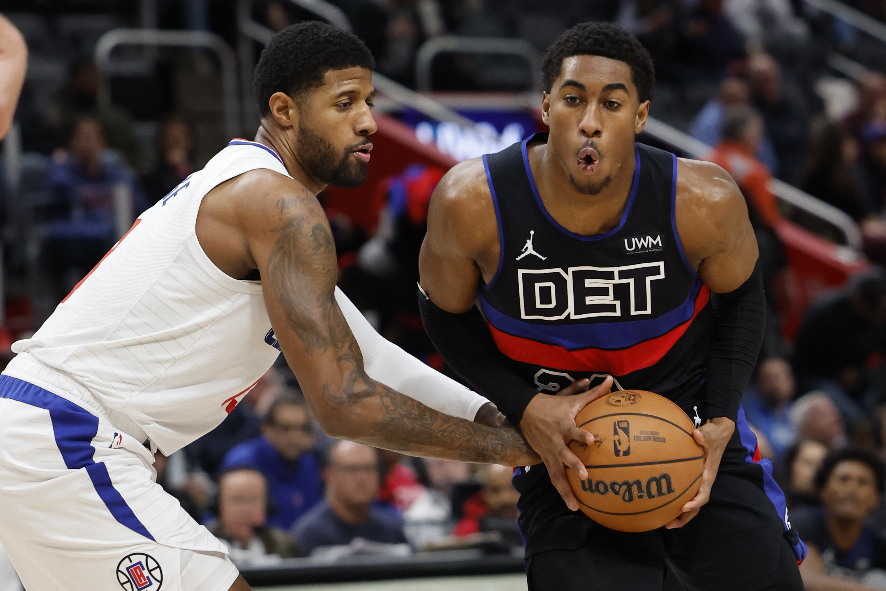 Clippers pull away from Pistons to remain hot | Reuters