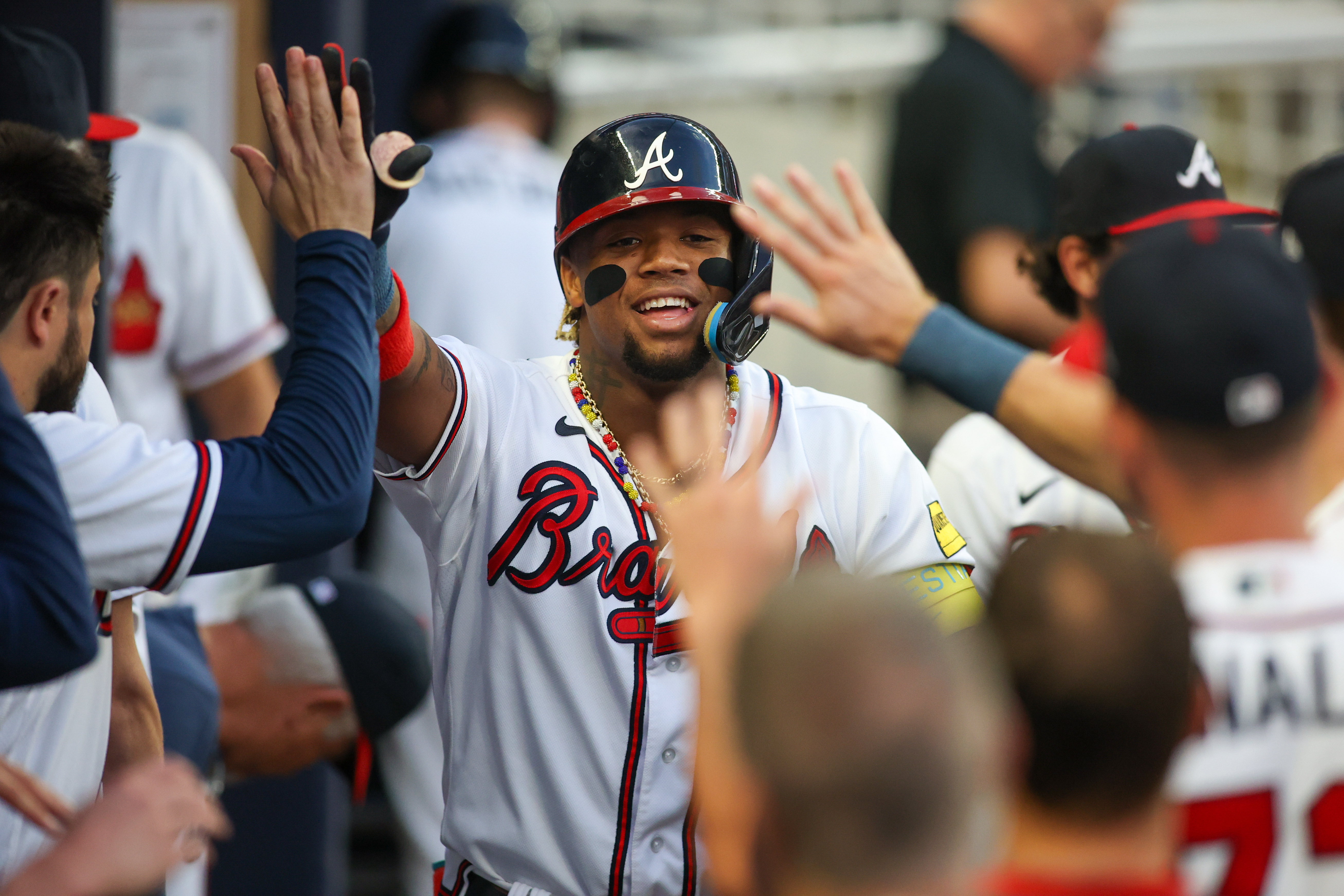 Braves beat Phillies 9-3 behind two home runs by Ronald Acuña Jr.