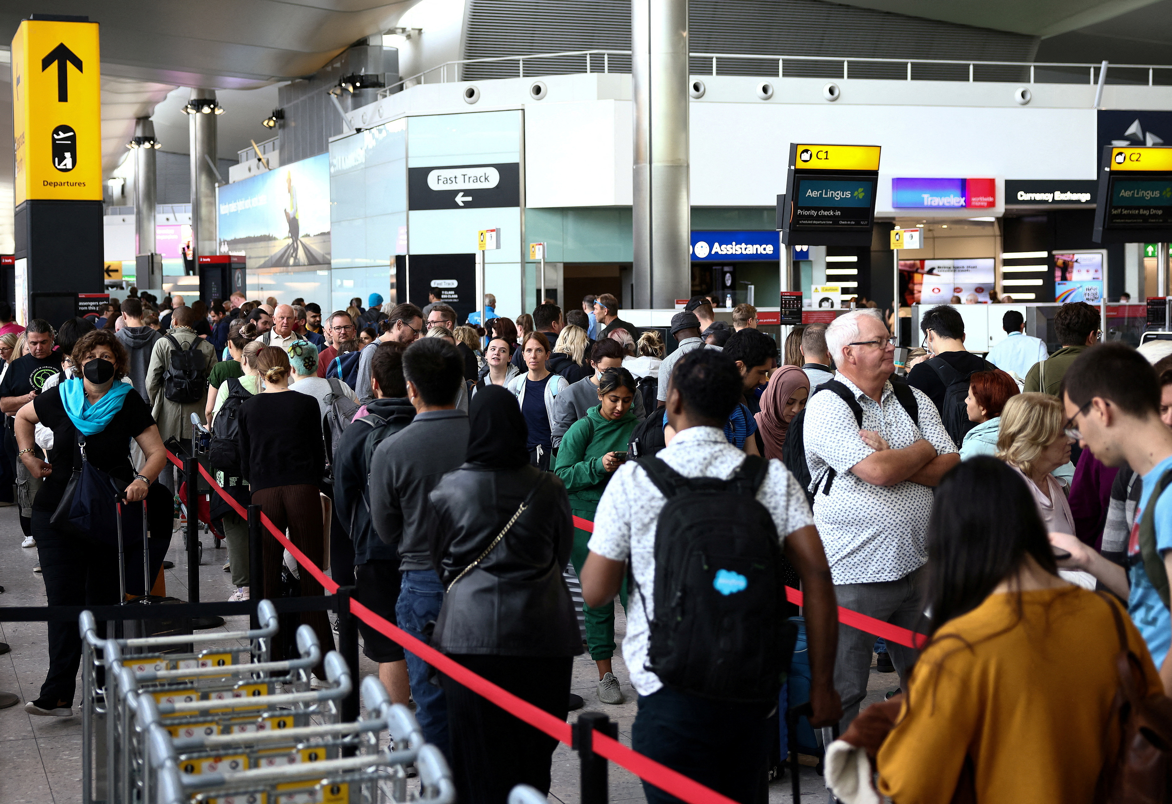 European airport traffic closest yet to full recovery from COVID