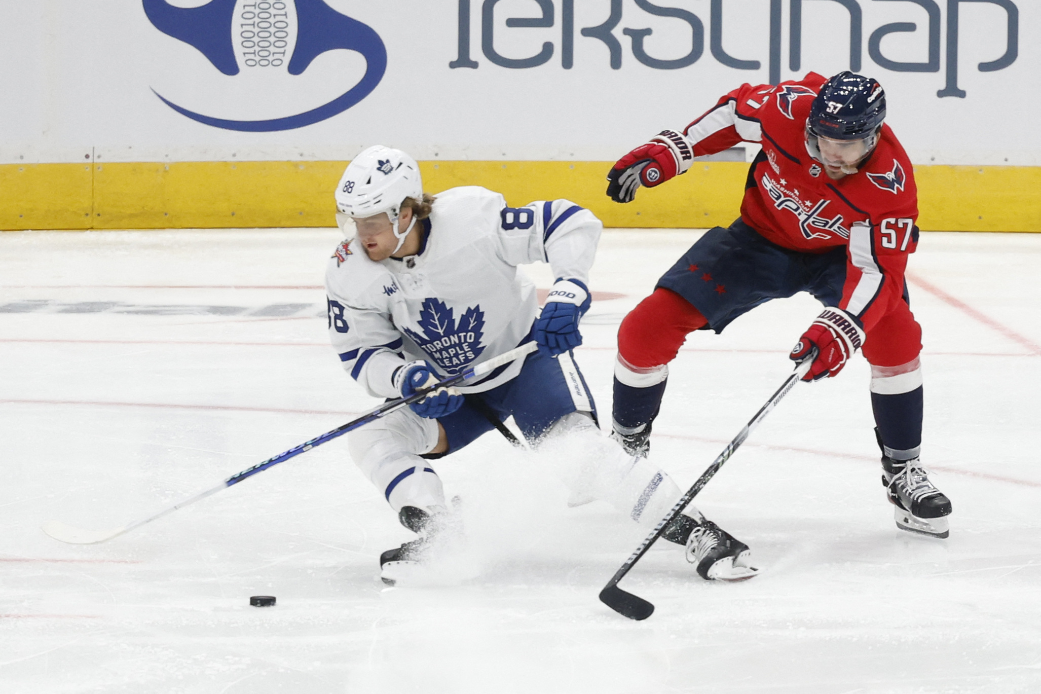 Auston Matthews, Maple Leafs handle struggling Capitals