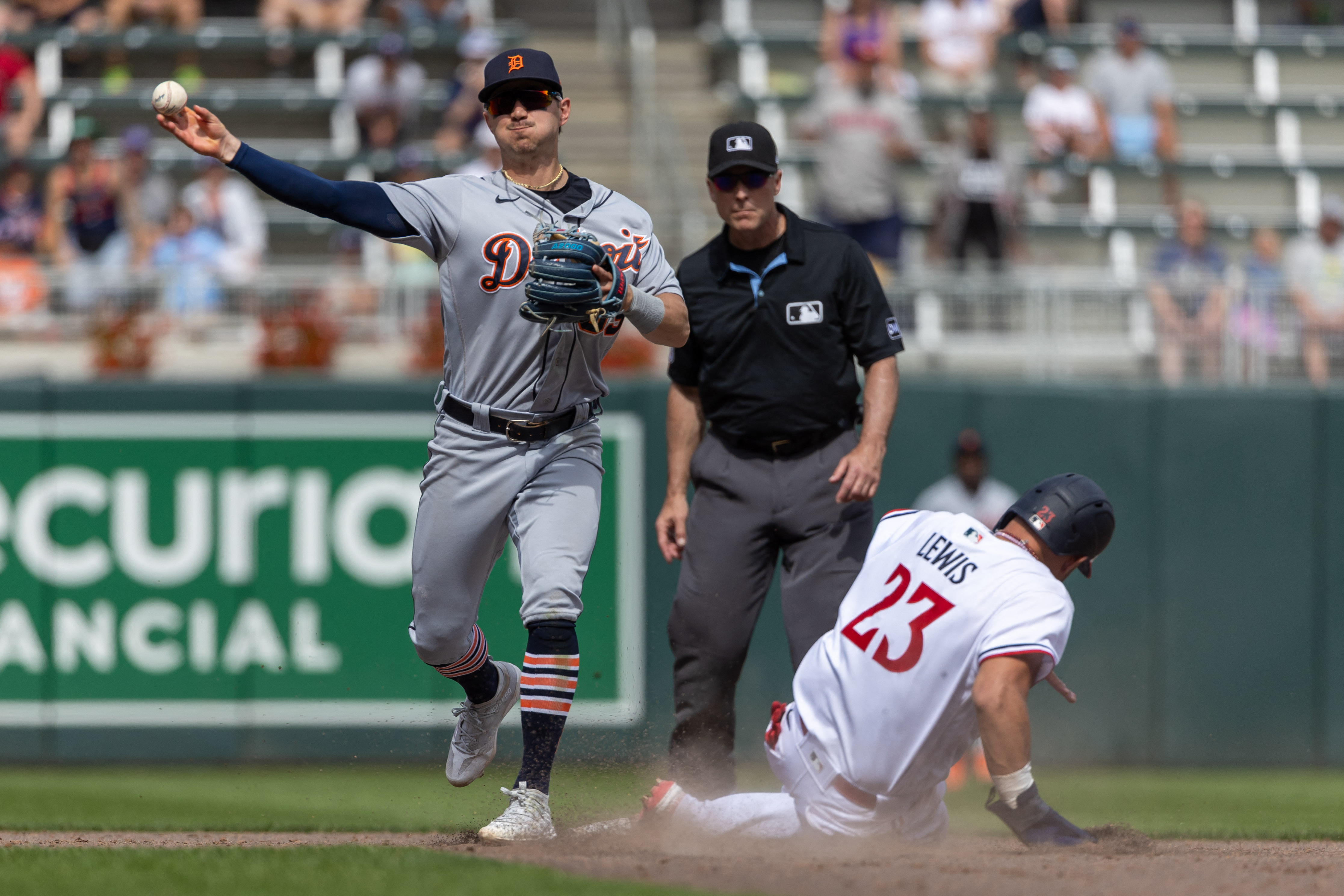 Spencer Torkelson powers Tigers' comeback vs. Twins