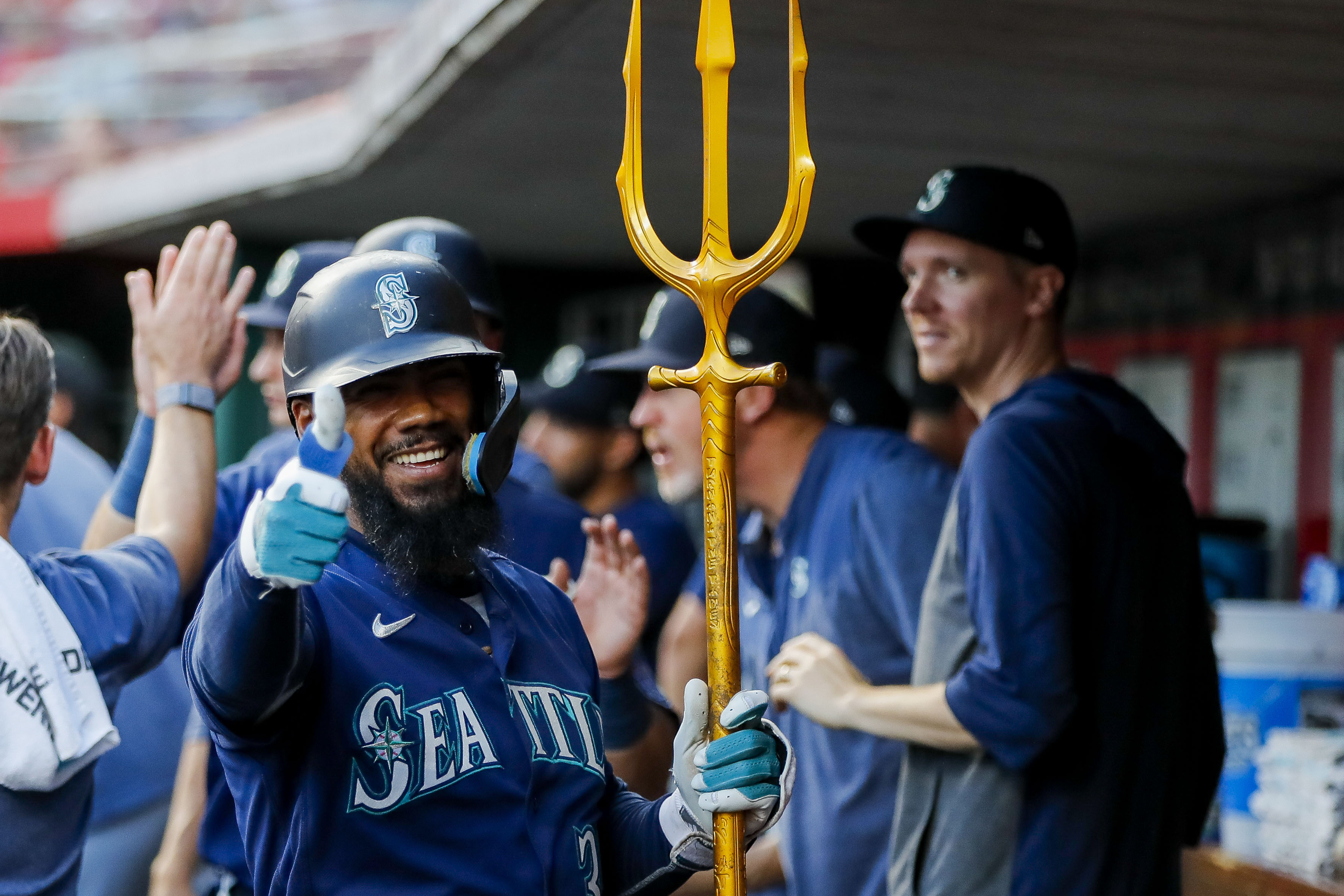 Watch: Seattle Mariners Debut New Home Run Trident