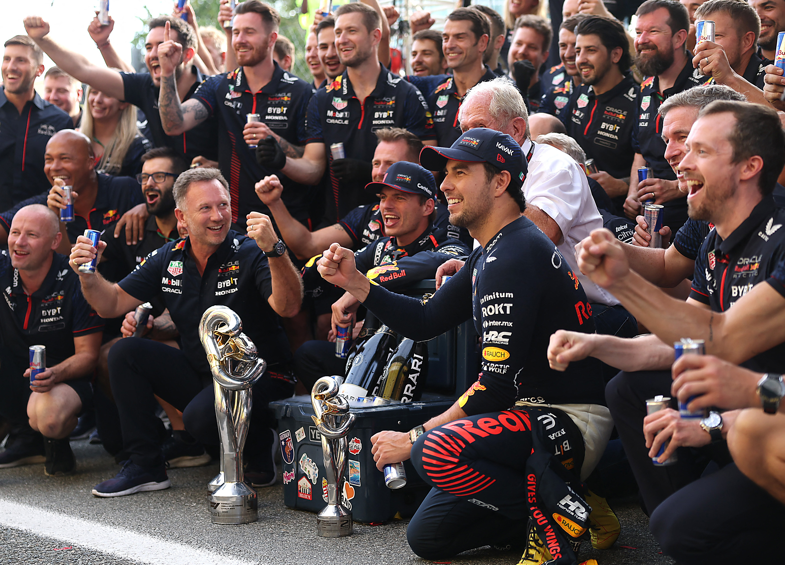 Contest Italian GP: win a Red Bull Racing Team Polo 2023! 