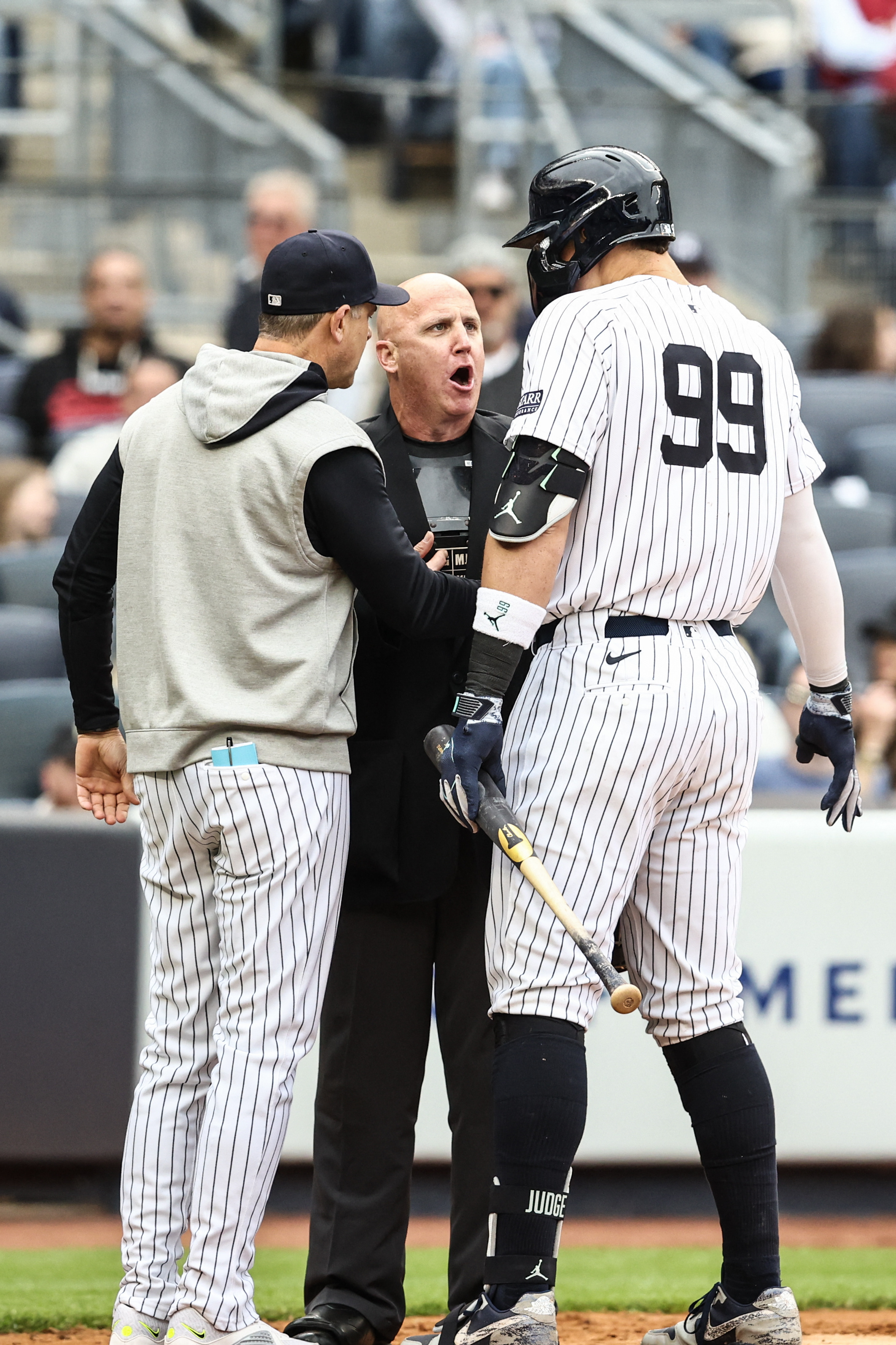 Anthony Rizzo Stays Hot As Yankees Get Past Tigers | Reuters